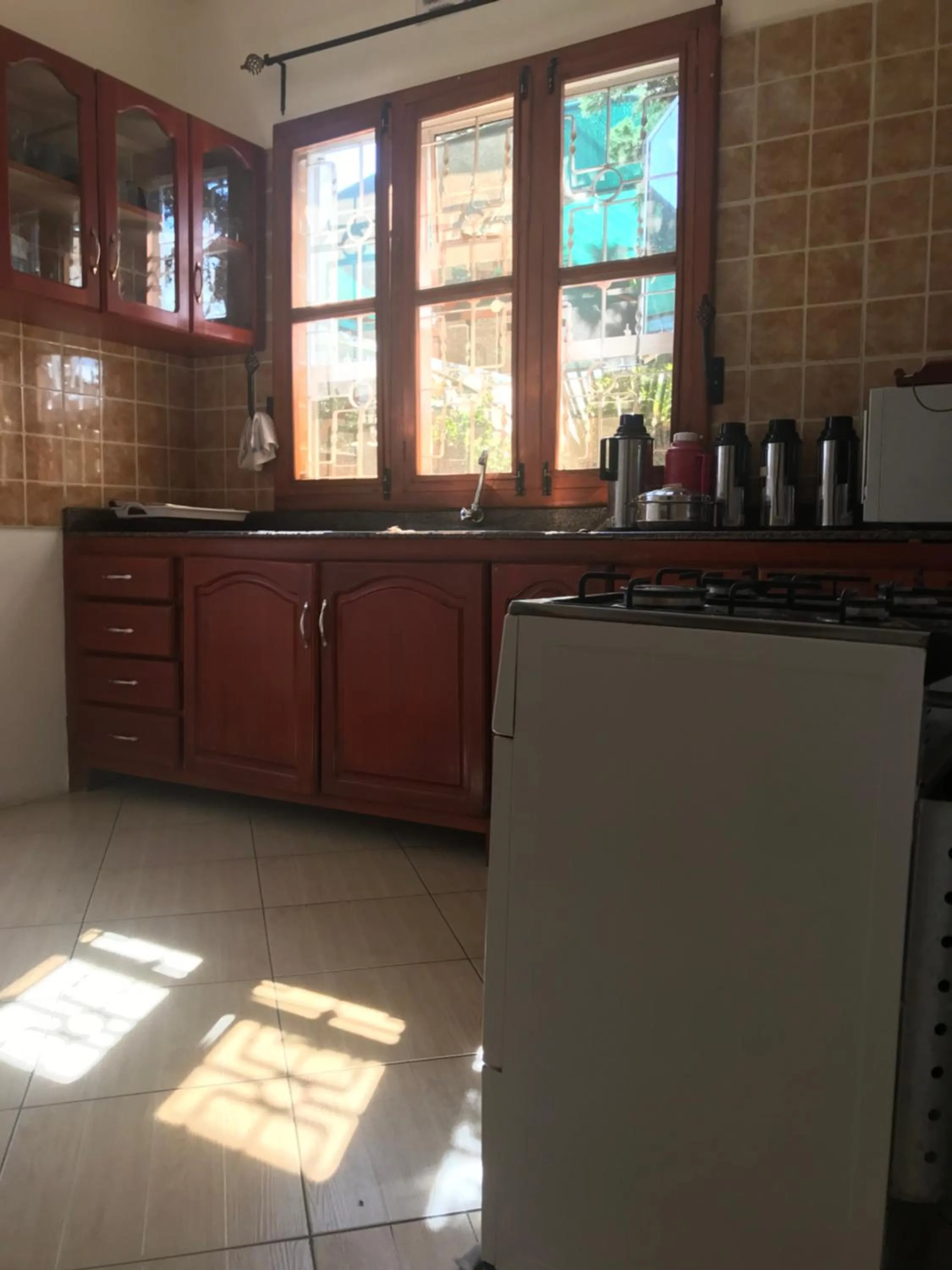 Kitchen or kitchenette in Le Parlour