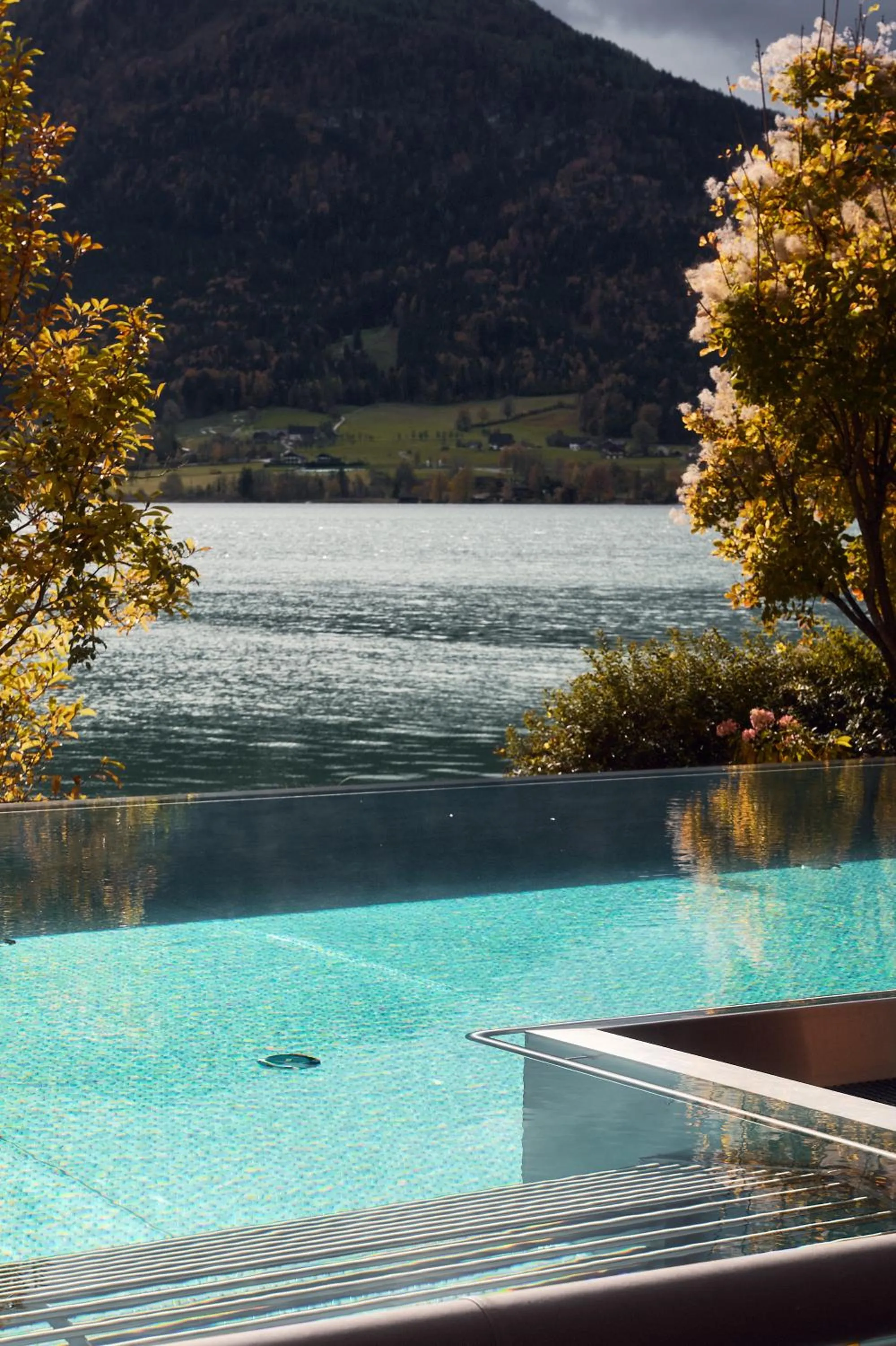Swimming pool in Hotel Seevilla Wolfgangsee