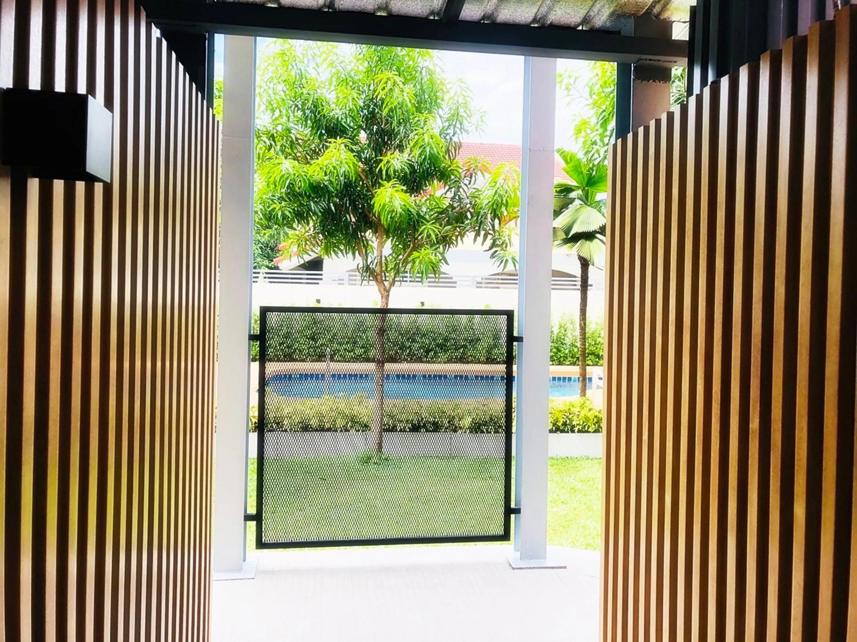 Garden in Ingnaam Hotel