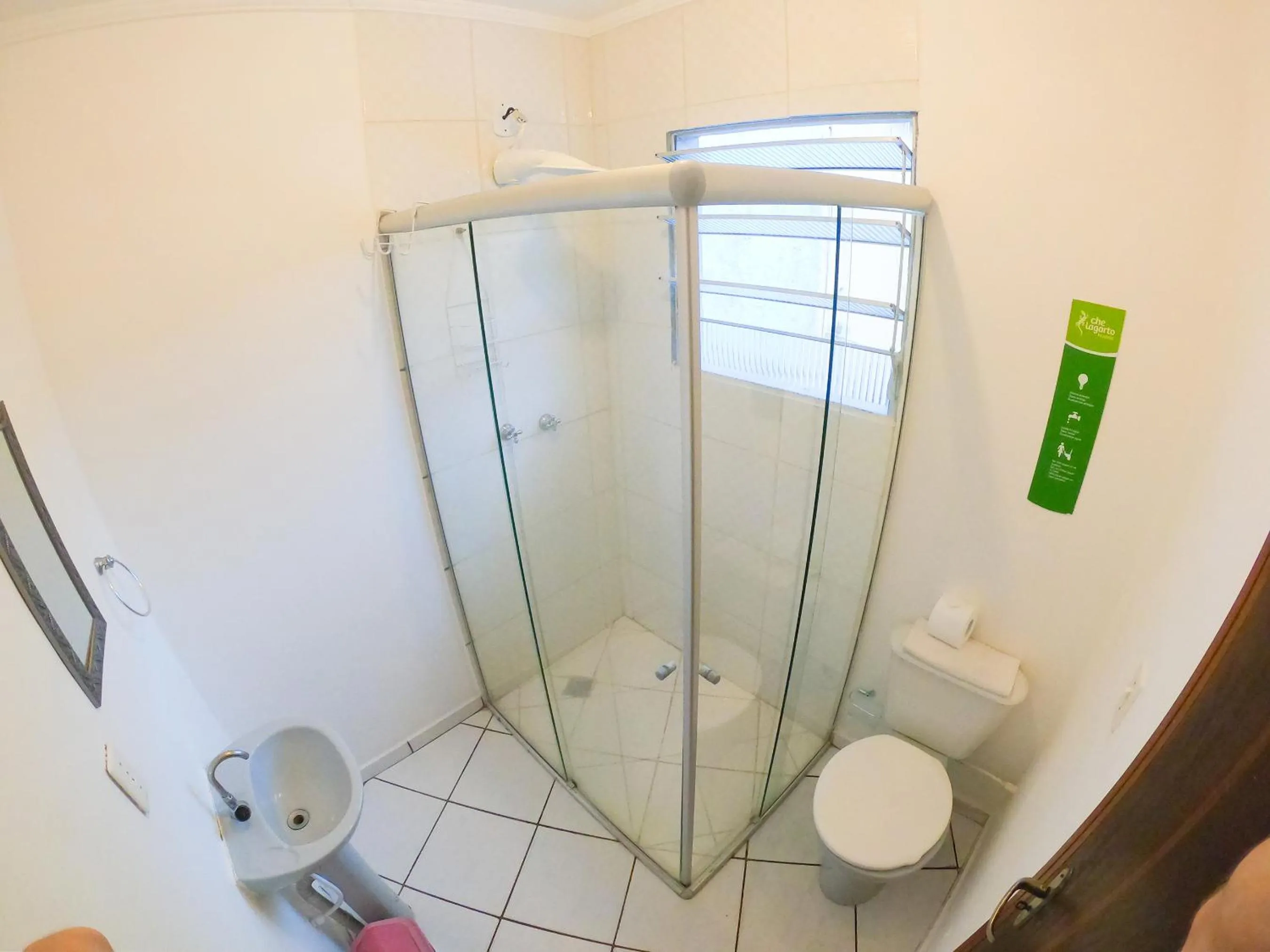 Toilet in Che Lagarto Paraty