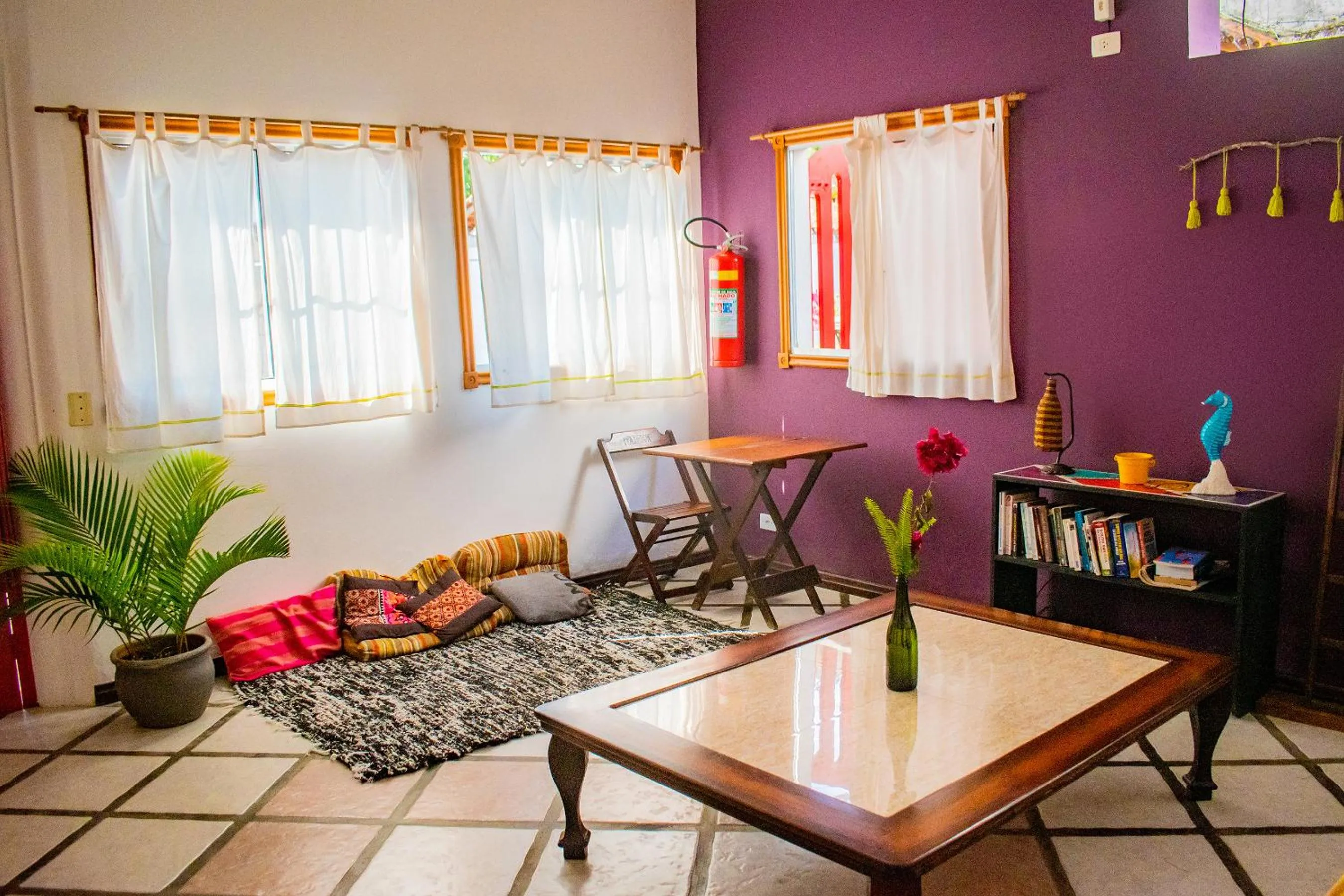 Living room in Che Lagarto Paraty