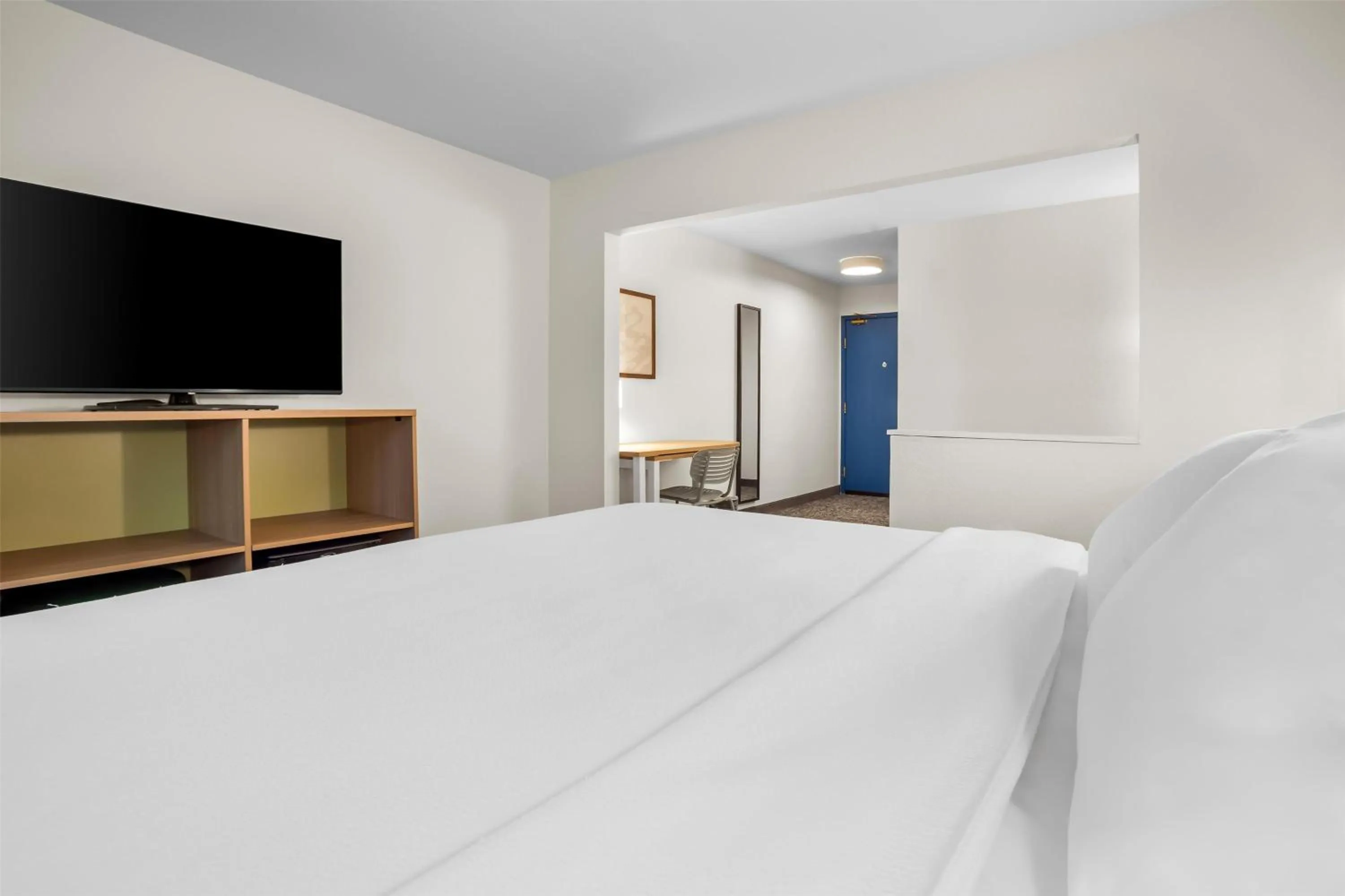 Bed in Spark by Hilton Tumwater