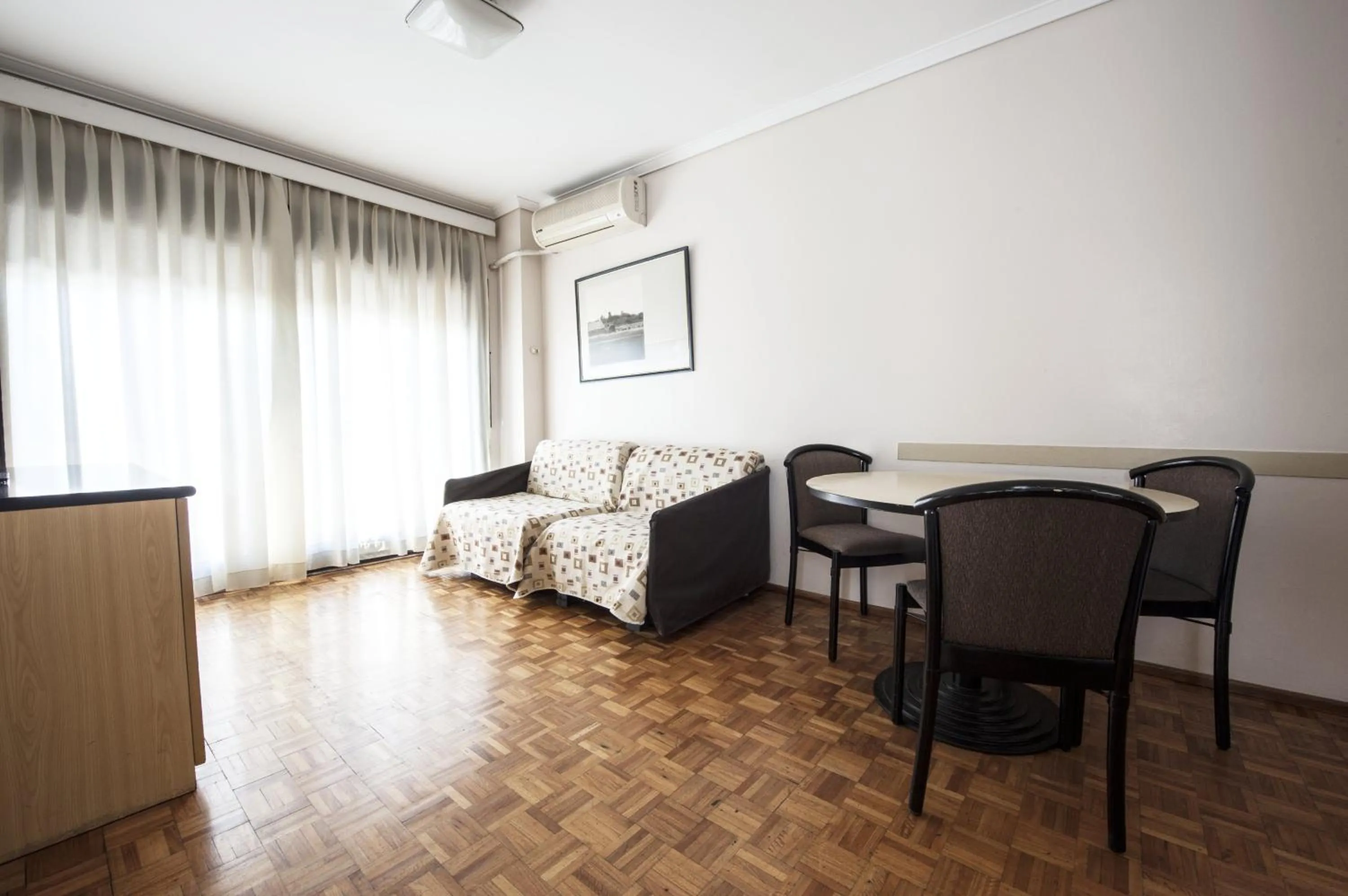 Seating area in Hotel Cristoforo Colombo