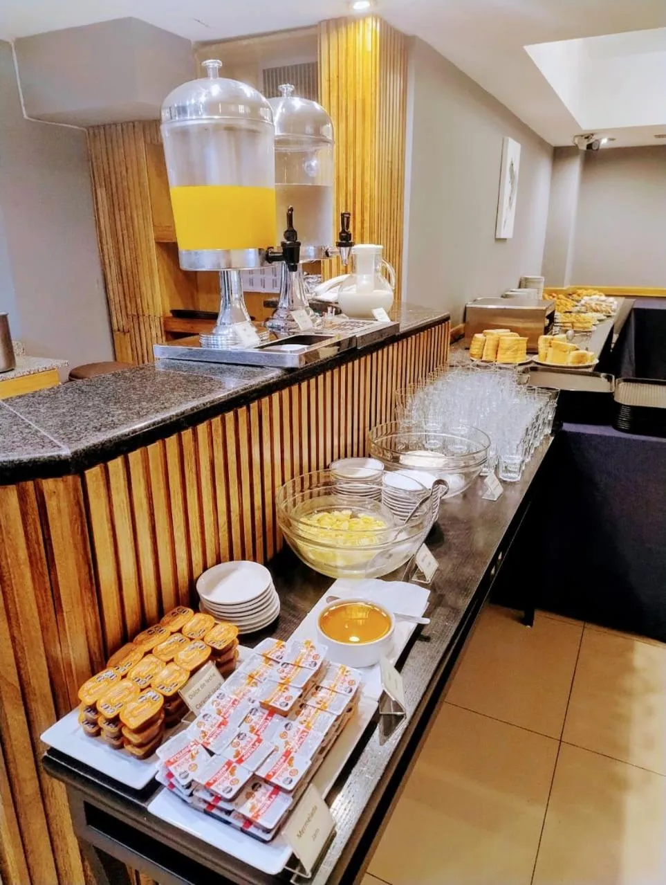 Breakfast in Hotel Cristoforo Colombo