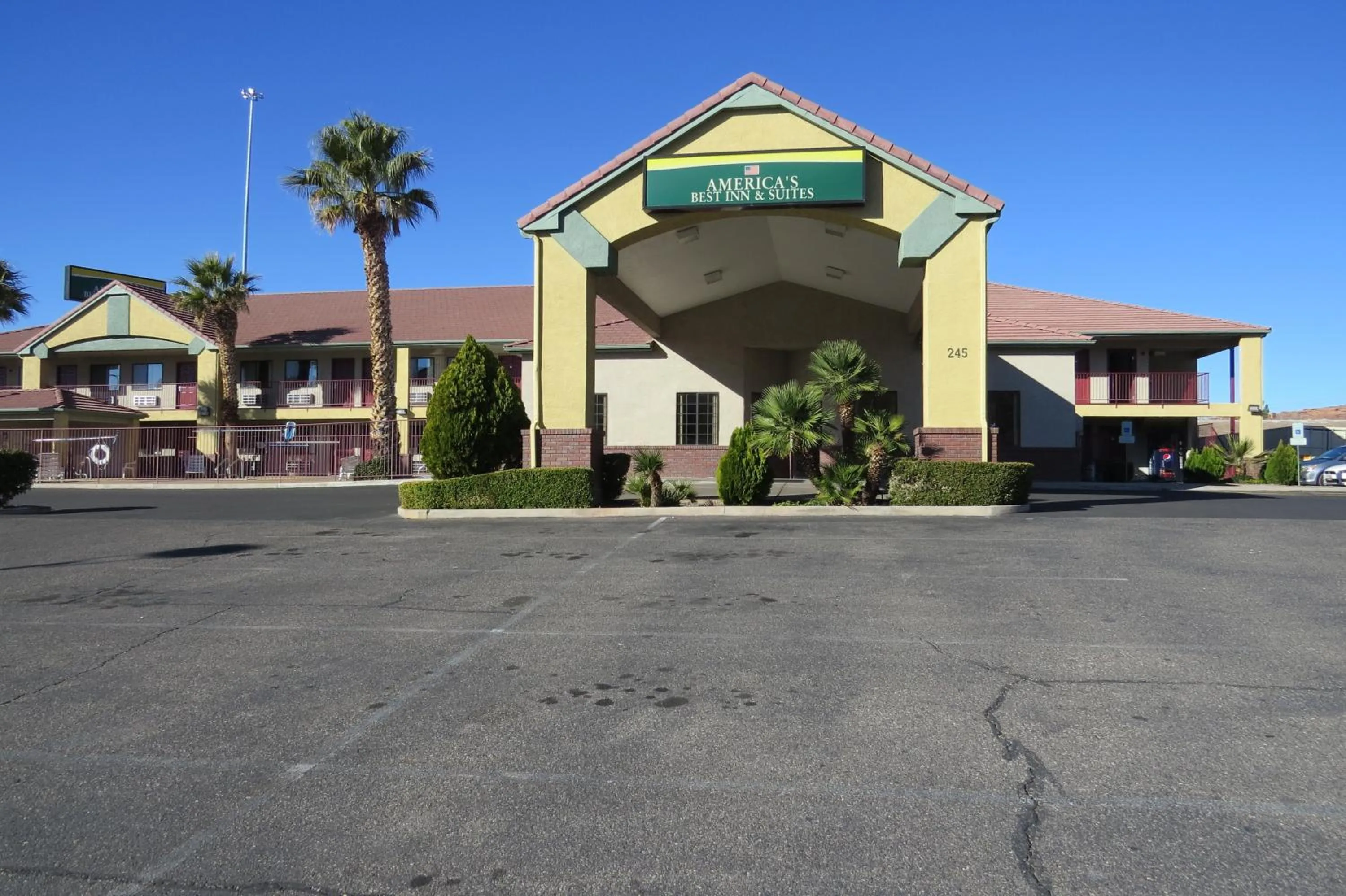Property building in America's Best Inn & Suites Saint George