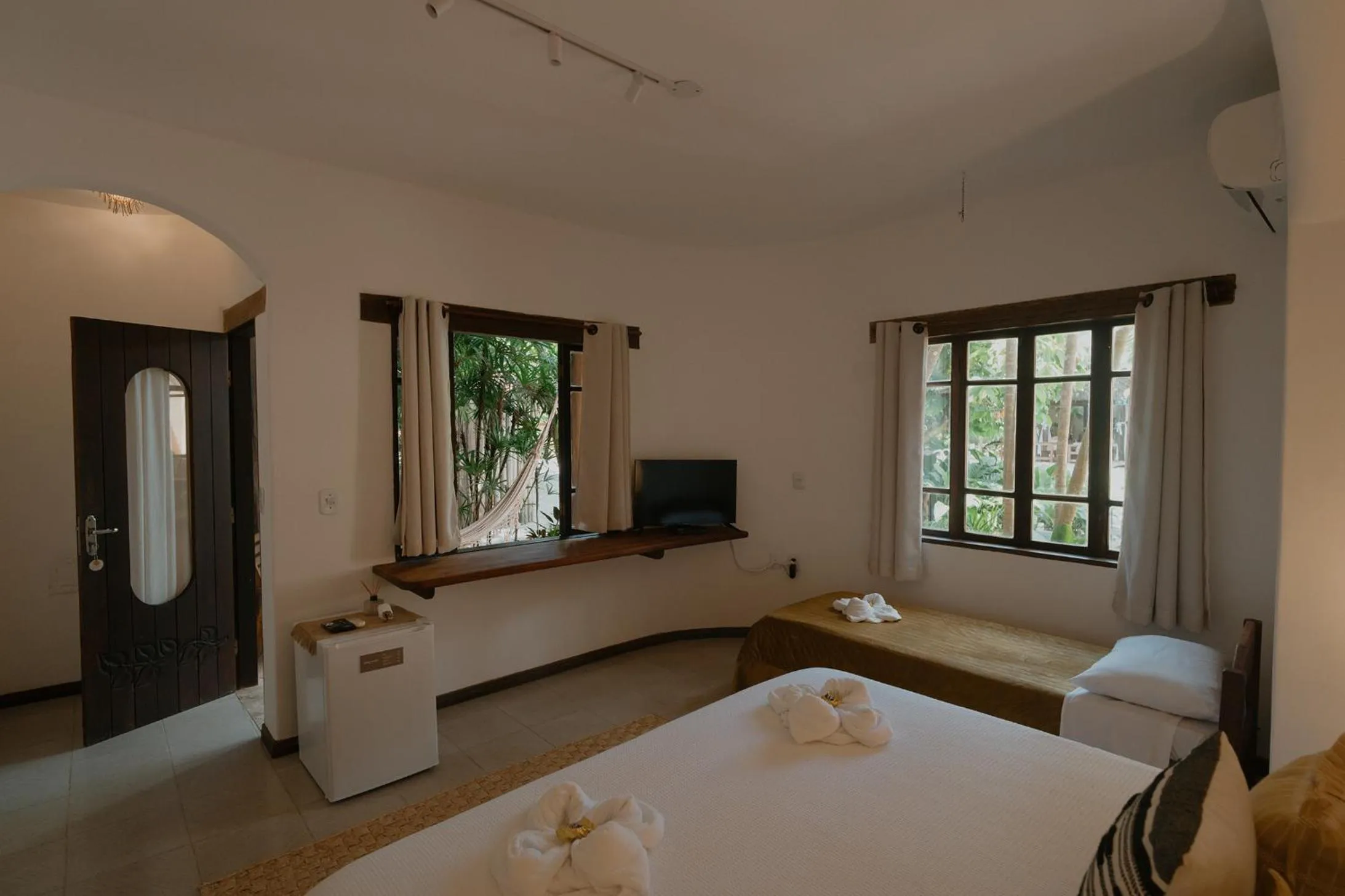 Photo of the whole room, Bed in Pousada Erva Doce