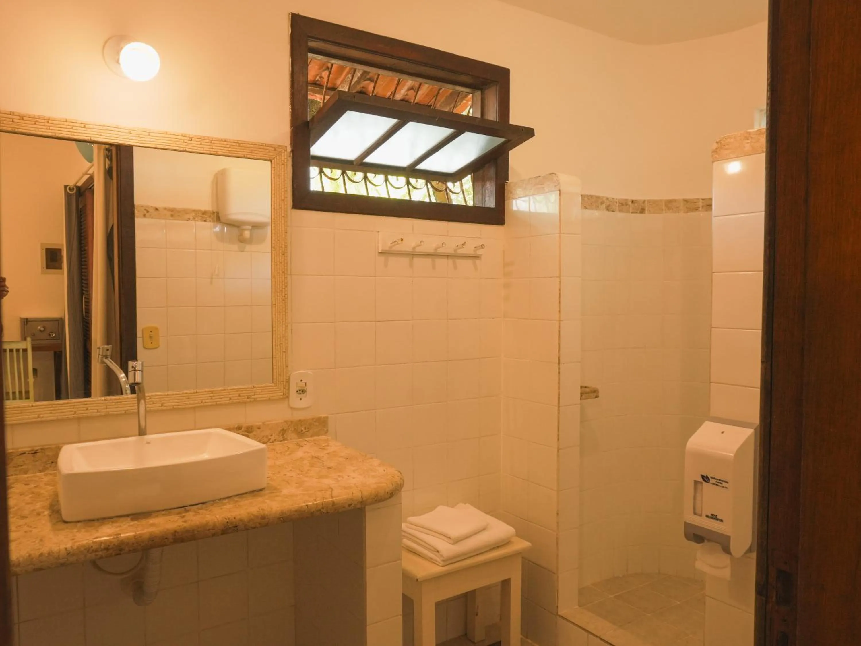 Shower in Pousada Erva Doce