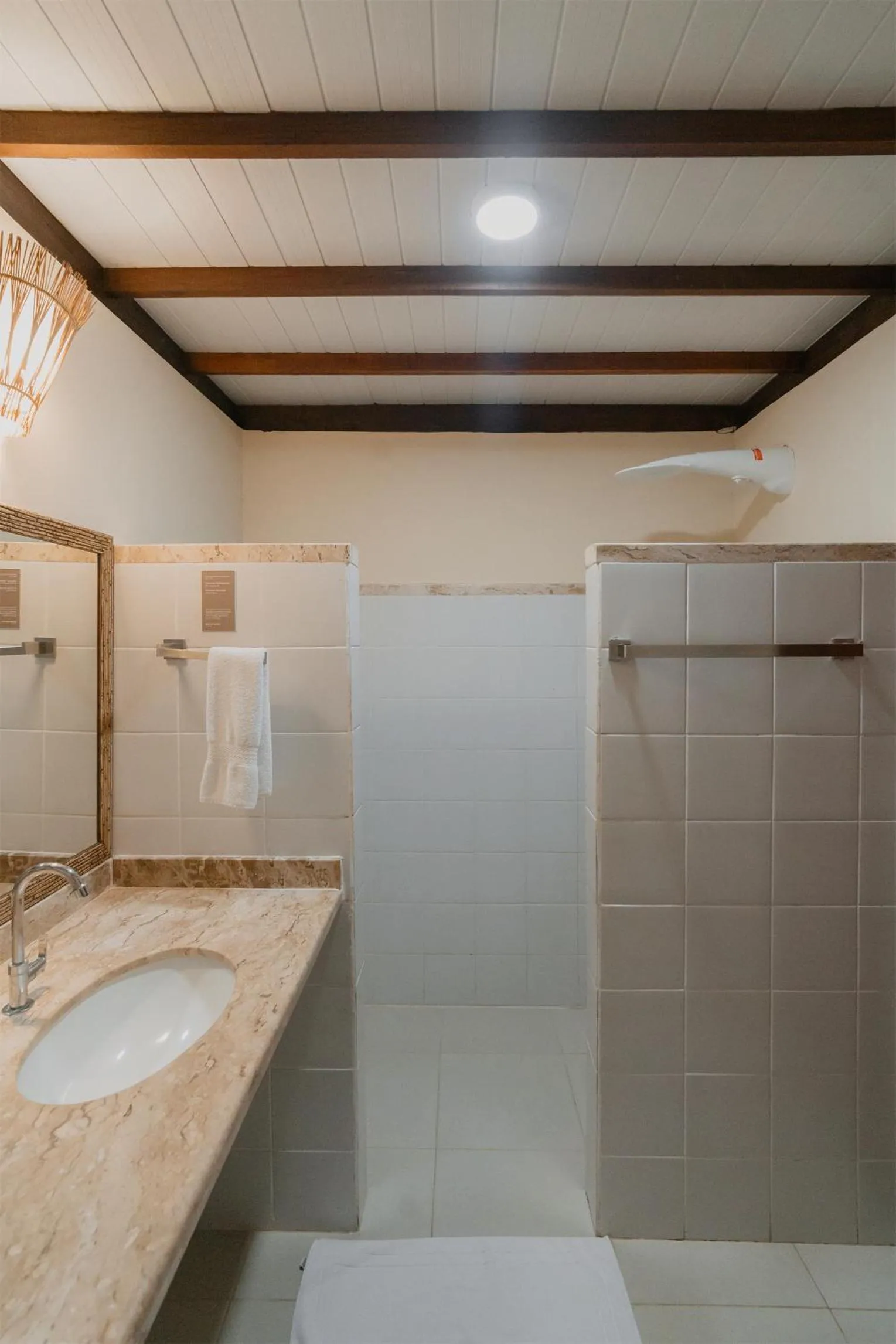 Bathroom in Pousada Erva Doce