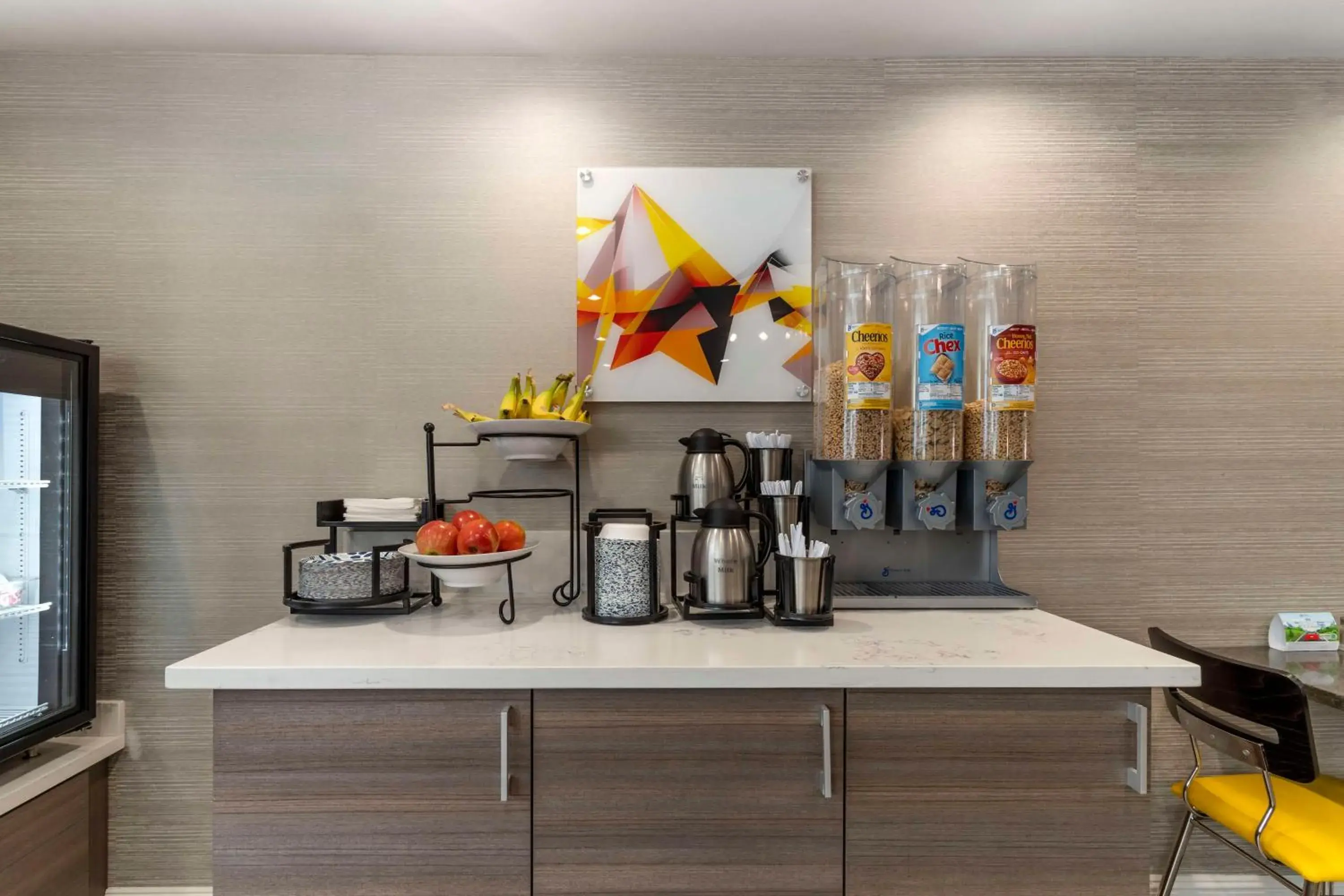 Breakfast in Best Western Red Coach Inn Breakfast in Best Western Red Coach Inn