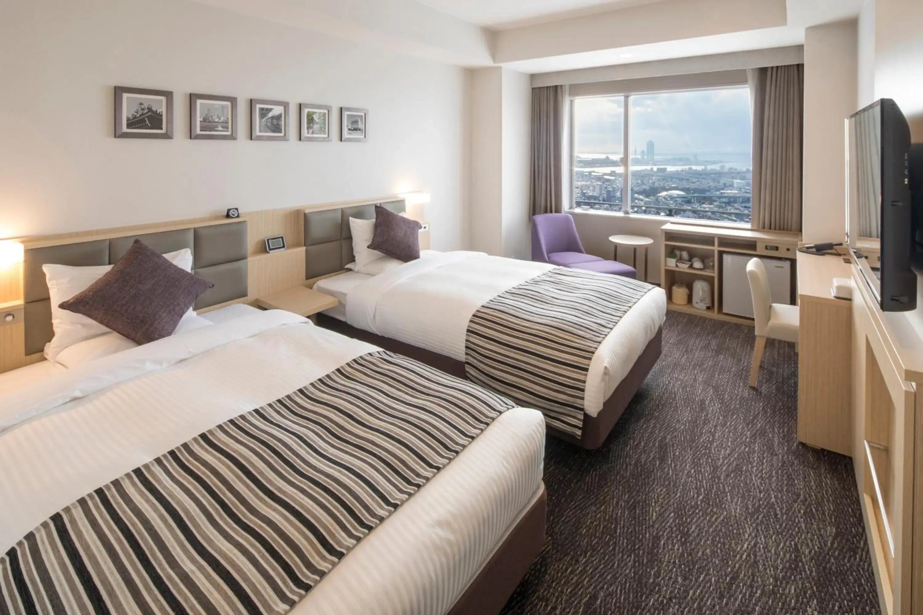 Photo of the whole room, Bed in Art Hotel Osaka Bay Tower Photo of the whole room, Bed in Art Hotel Osaka Bay Tower