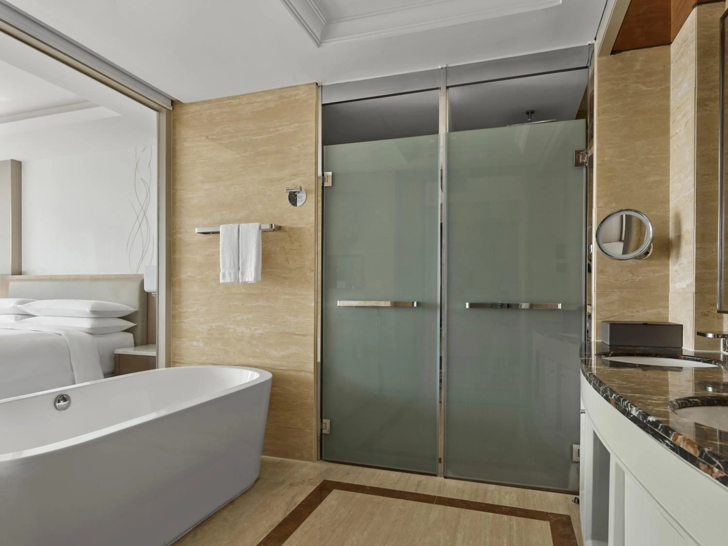 Bathroom in Shanghai Marriott Hotel Yangpu Riverside