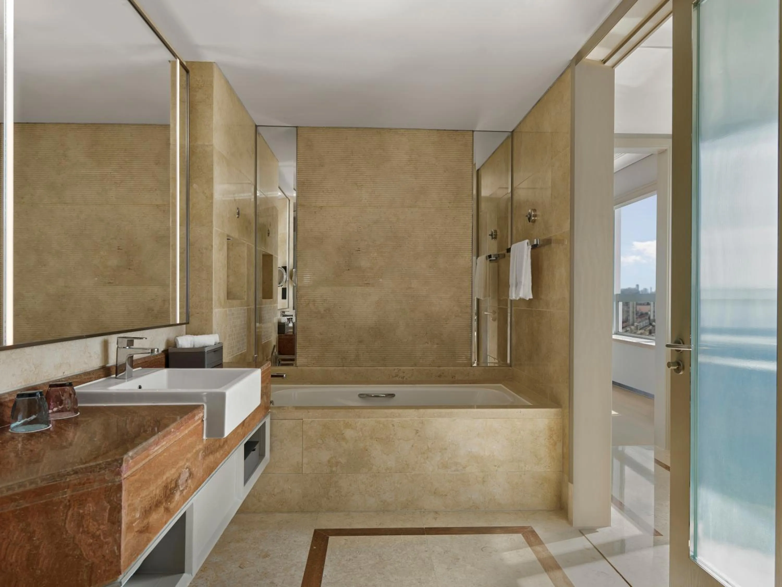 Toilet in Shanghai Marriott Hotel Yangpu Riverside