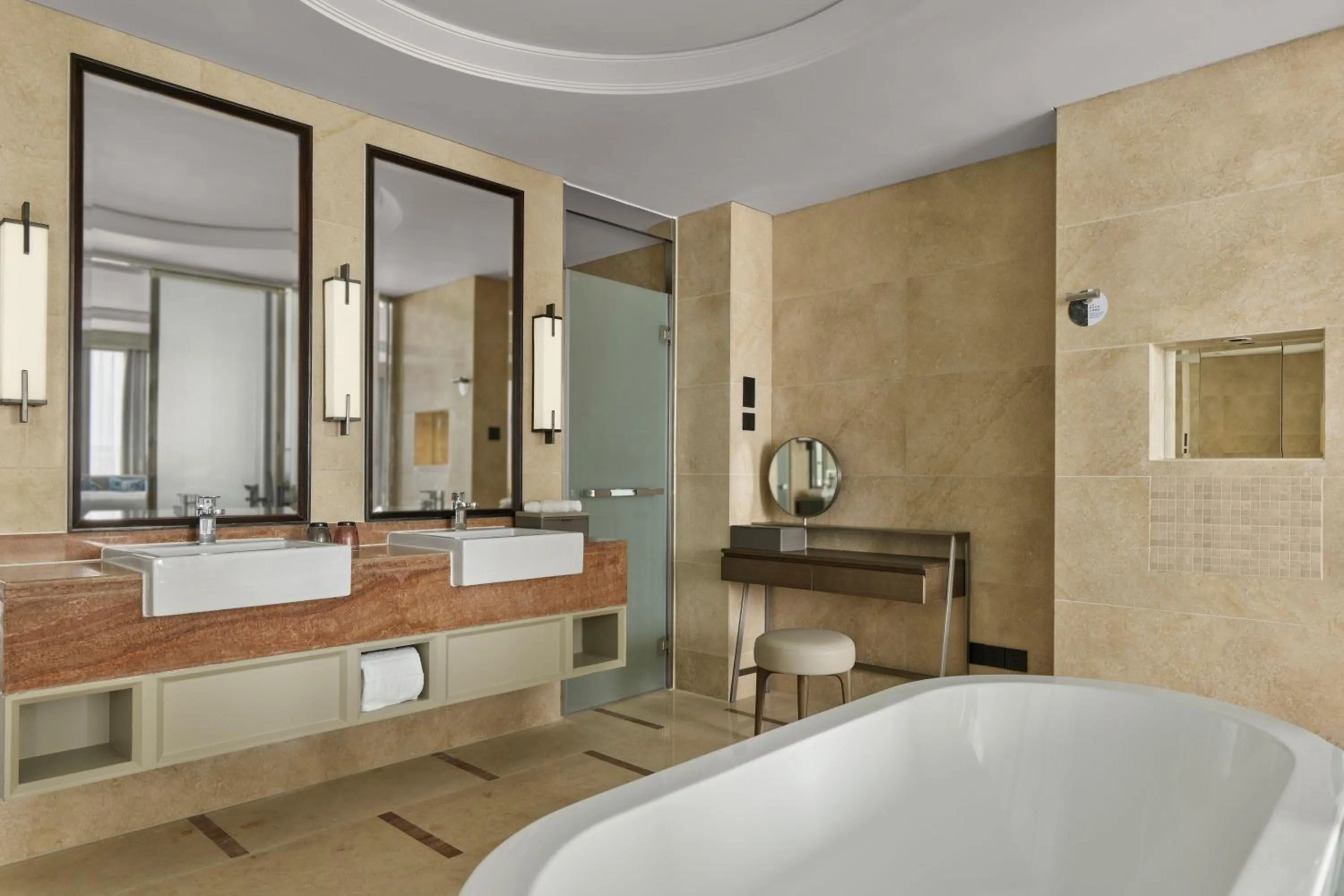 Bathroom, Bed in Shanghai Marriott Hotel Yangpu Riverside