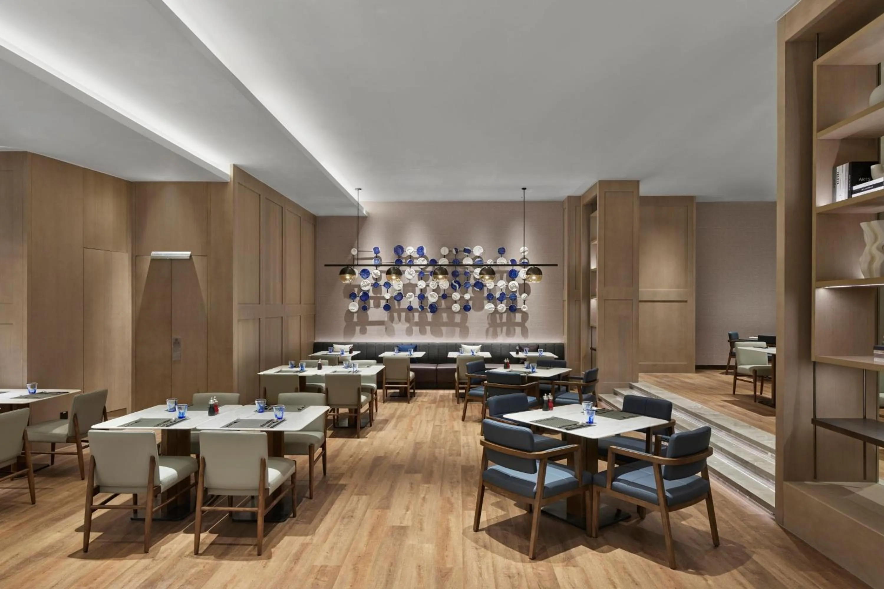 Restaurant/places to eat in Shanghai Marriott Hotel Yangpu Riverside