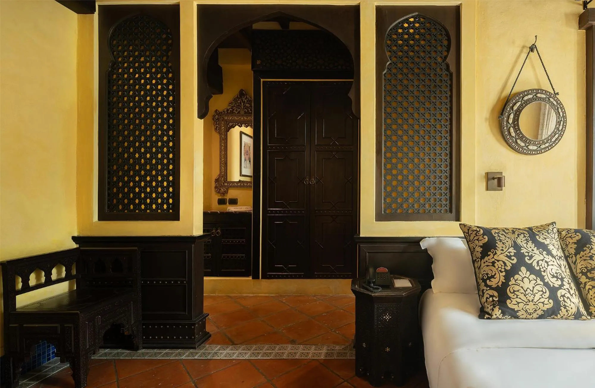 wardrobe in Villa Maroc Resort