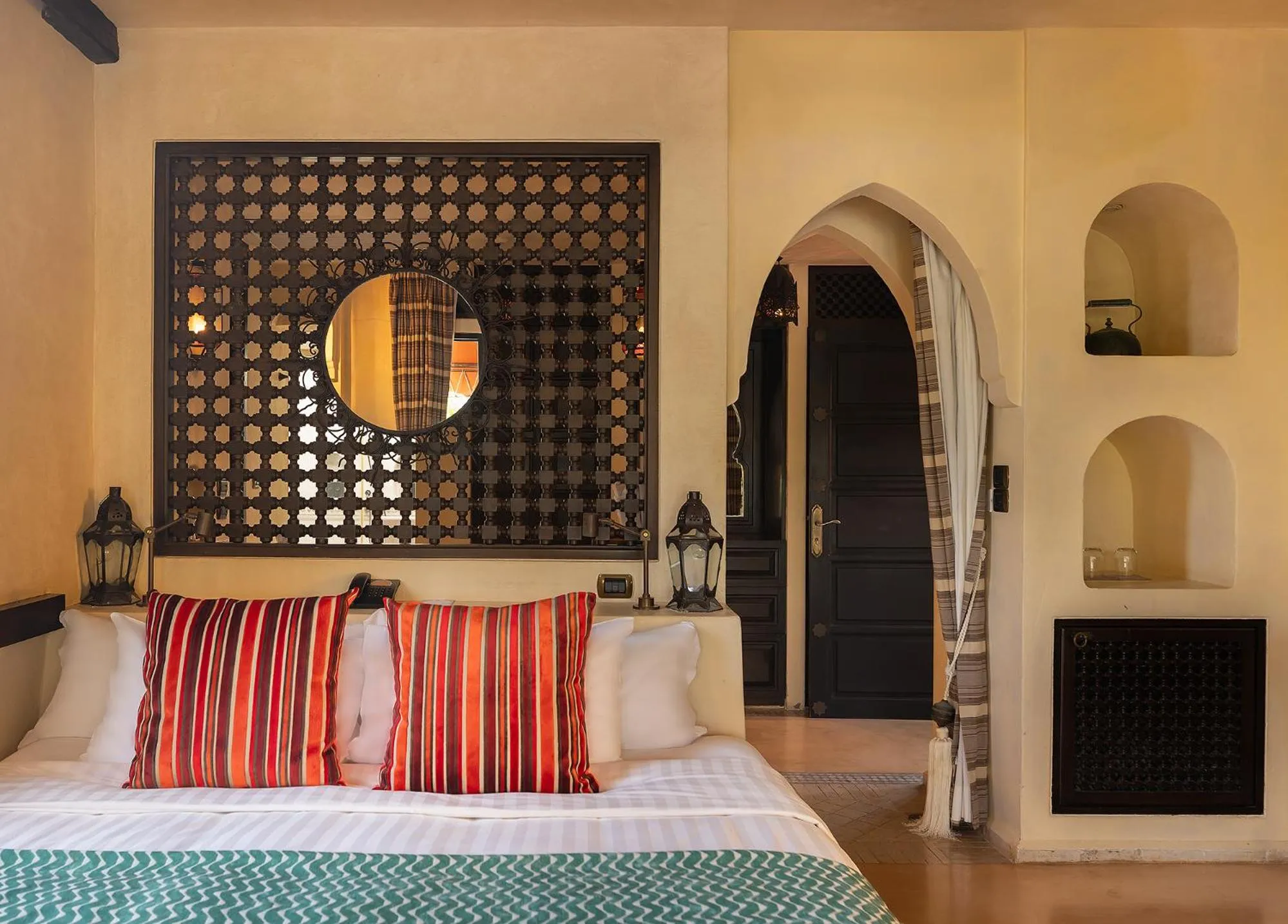 Bed in Villa Maroc Resort