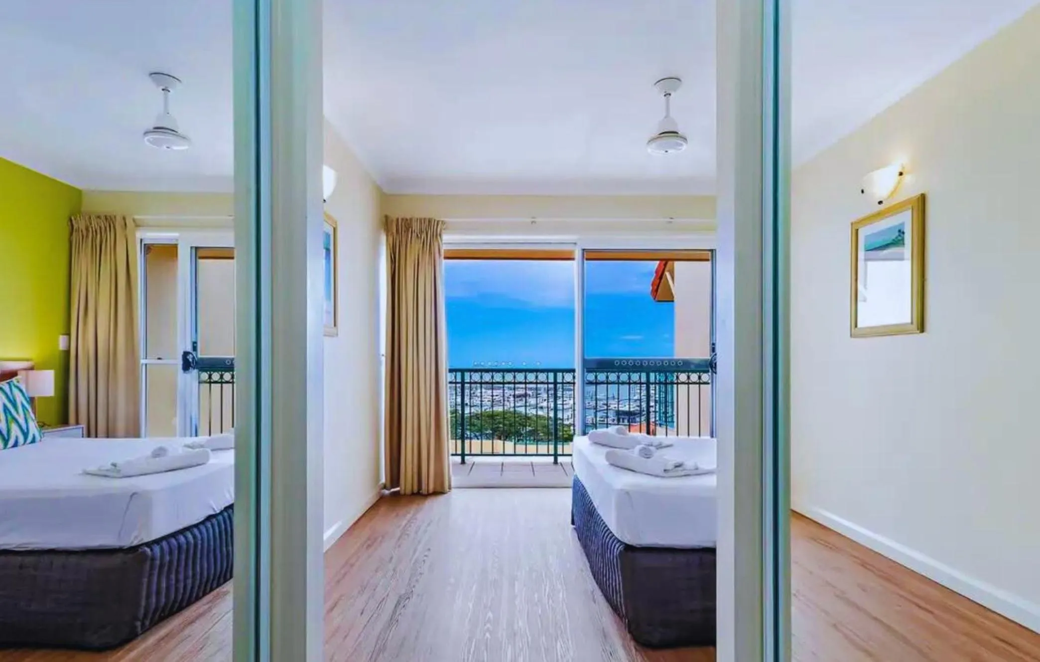 Bed in Shingley Beach Resort - Whitsundays