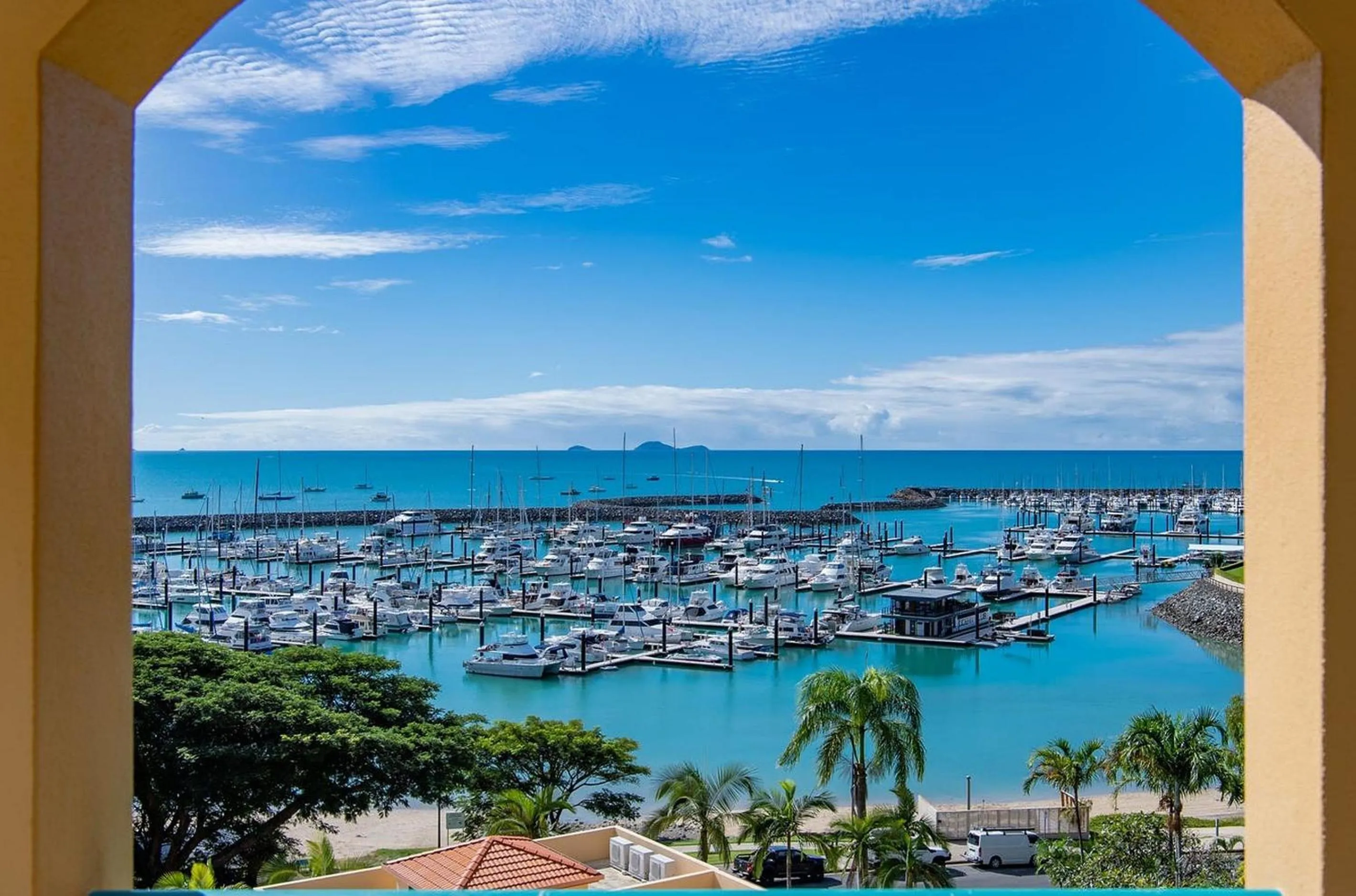 Sea view in Shingley Beach Resort - Whitsundays