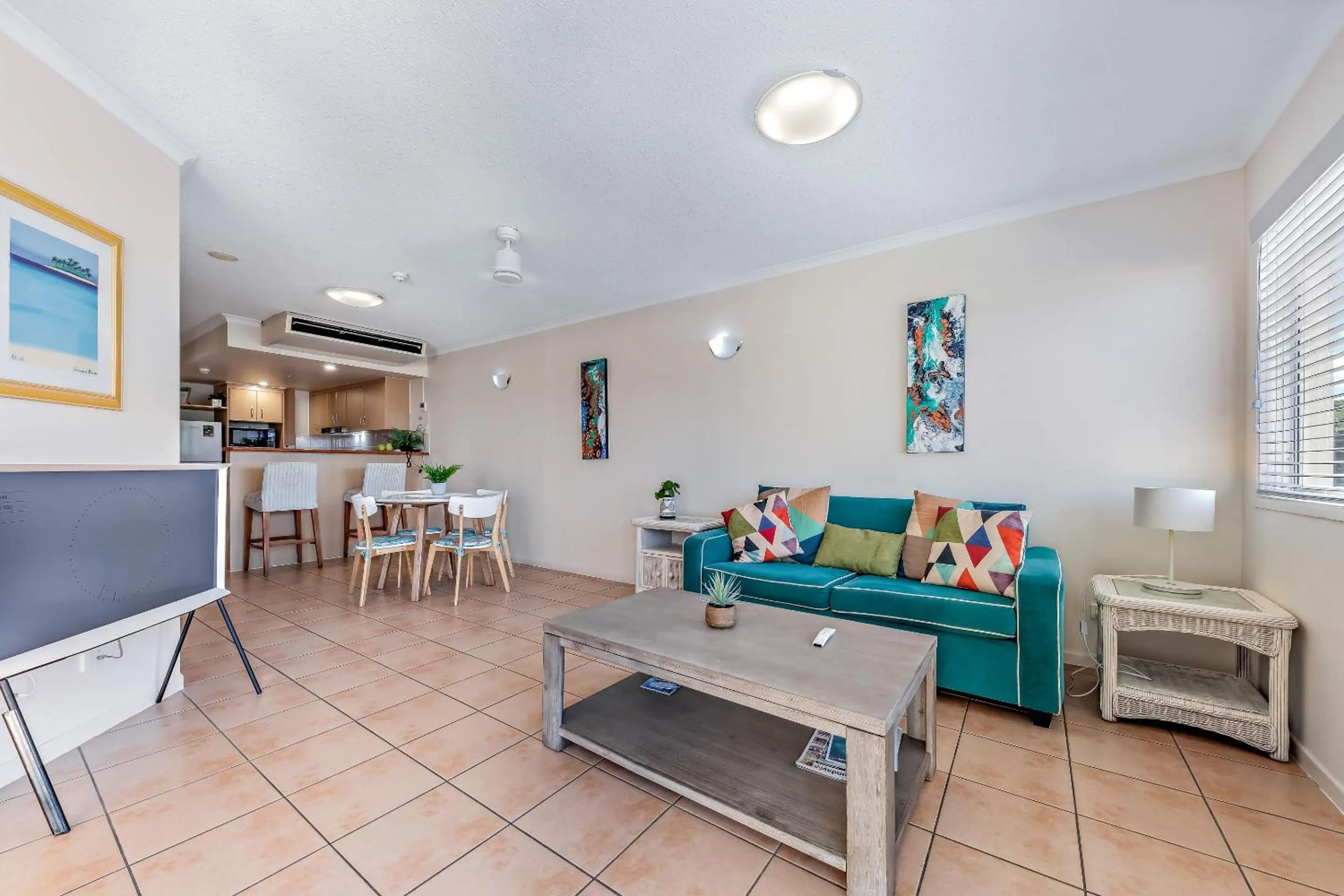 Living room in Shingley Beach Resort - Whitsundays