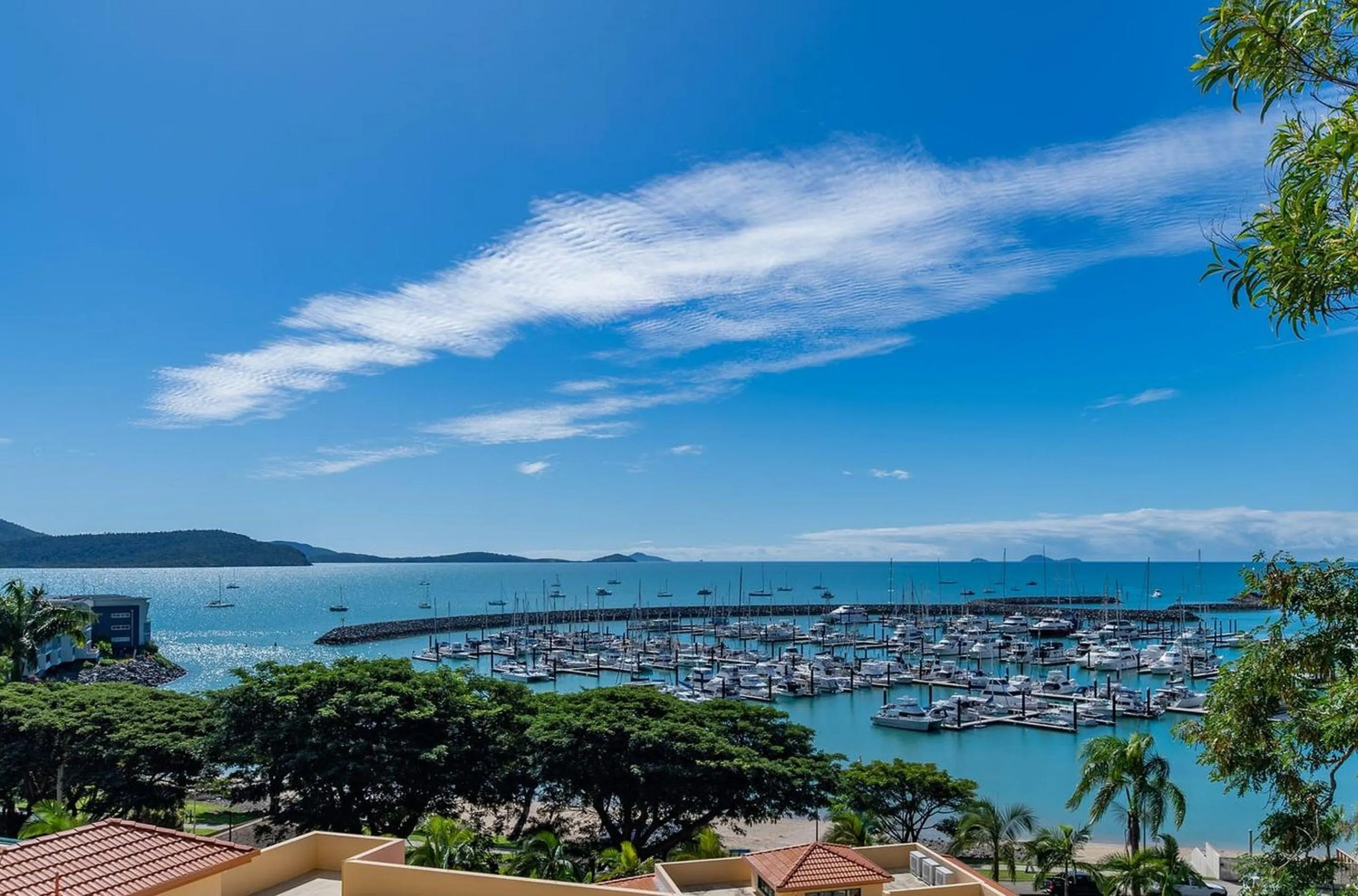 Sea view in Shingley Beach Resort - Whitsundays