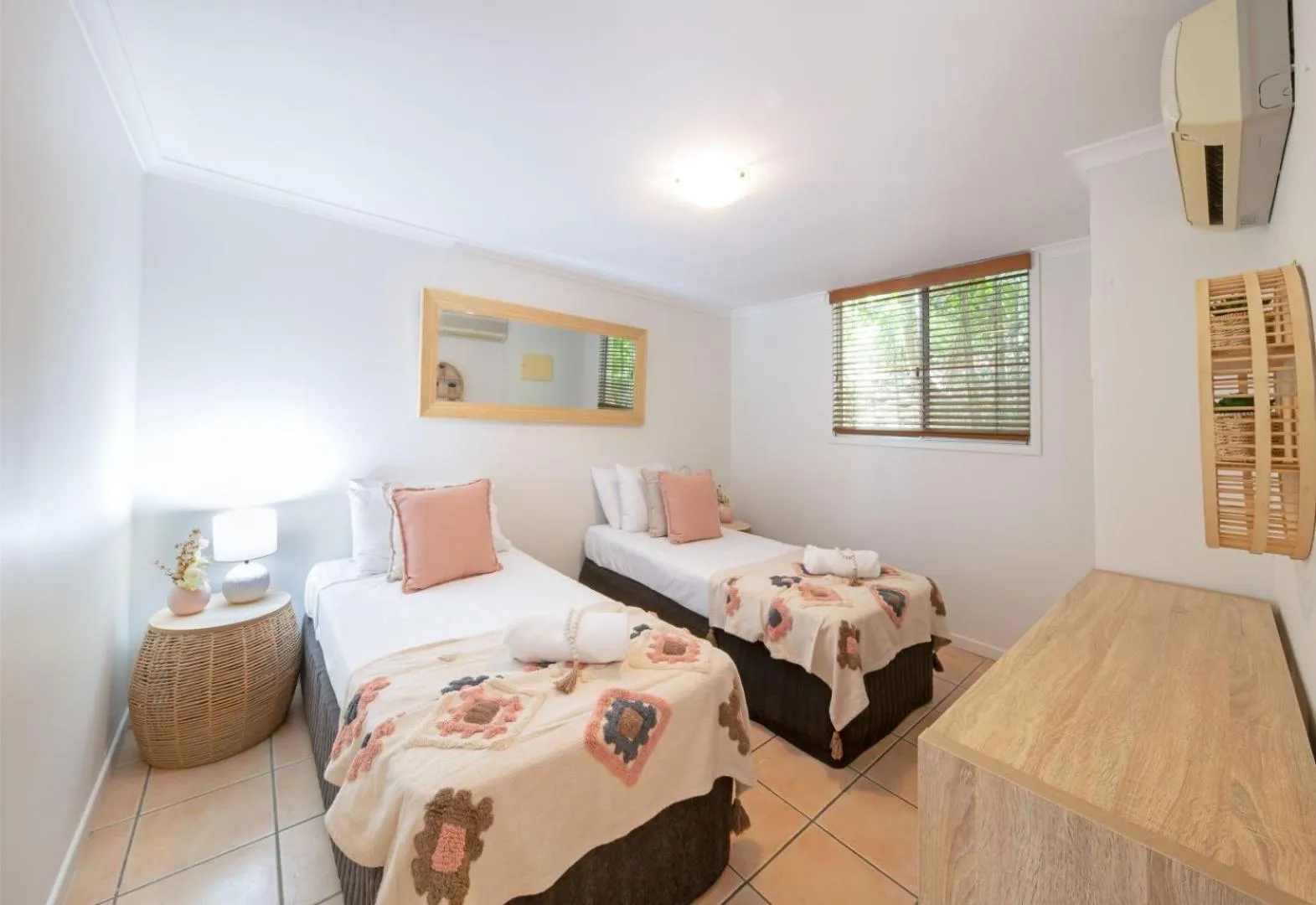 Bed in Shingley Beach Resort - Whitsundays