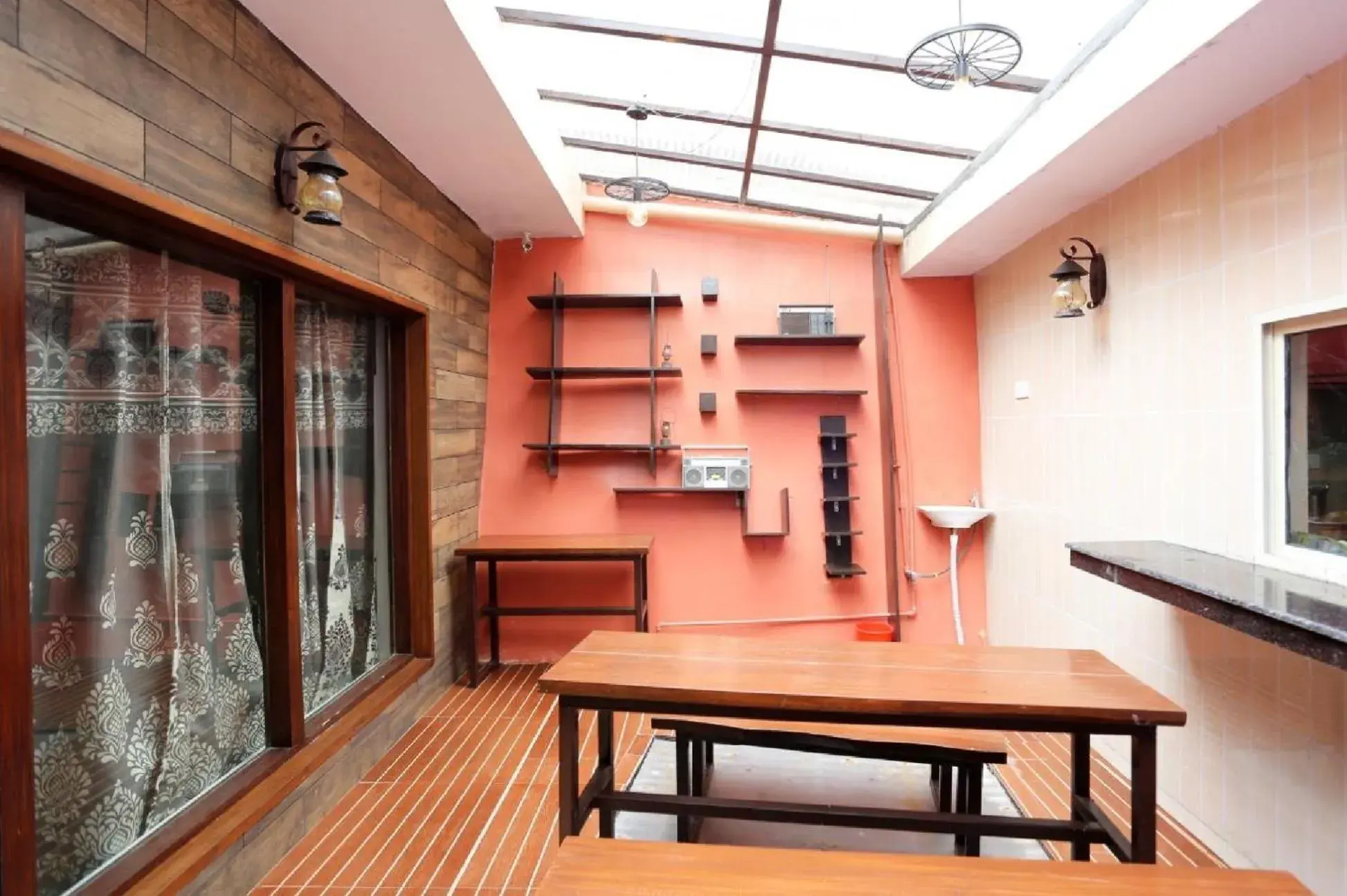 Restaurant/places to eat in Ekam Lodge Restaurant/places to eat in Ekam Lodge