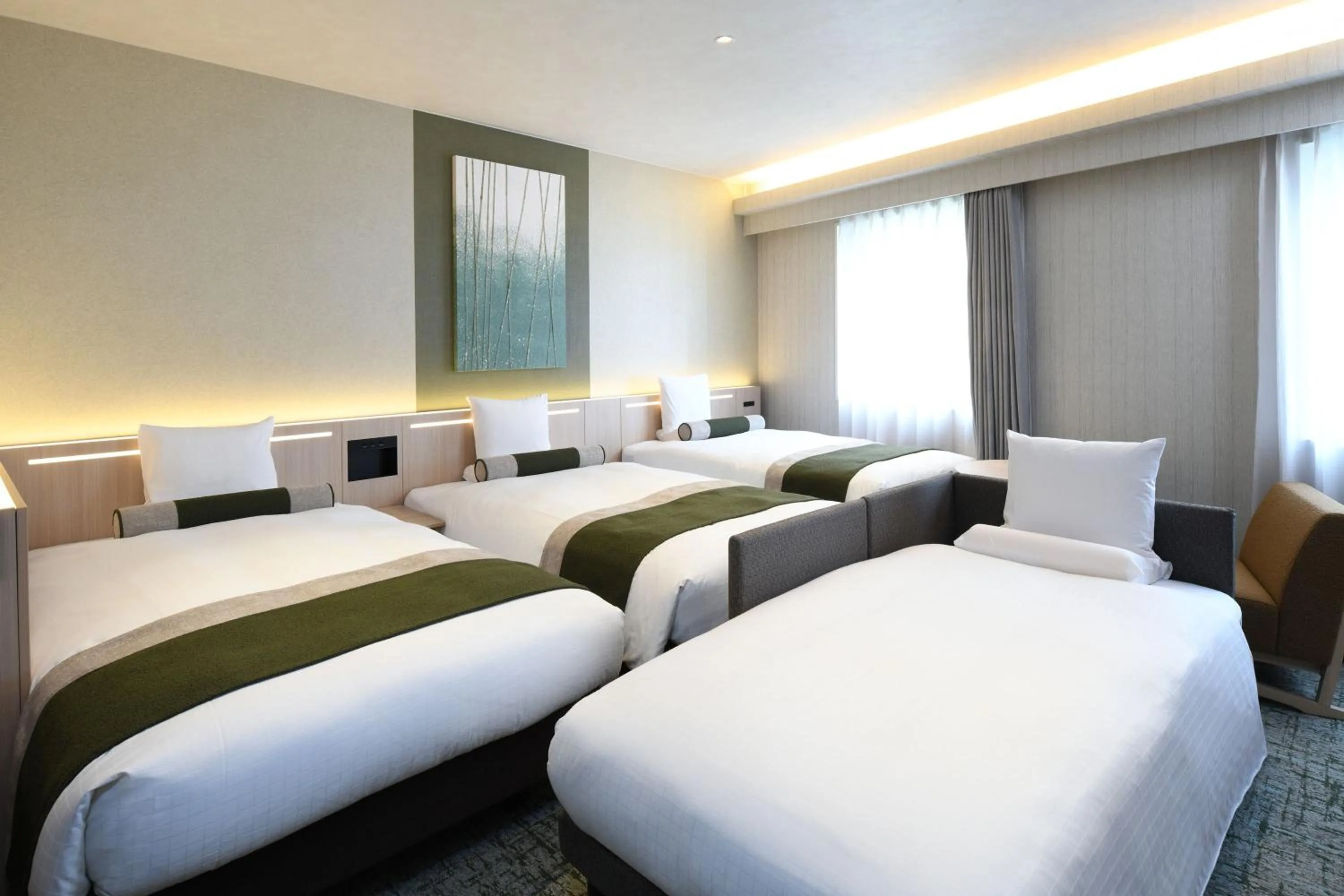 Photo of the whole room, Bed in HOTEL MYSTAYS Ochanomizu Conference Center