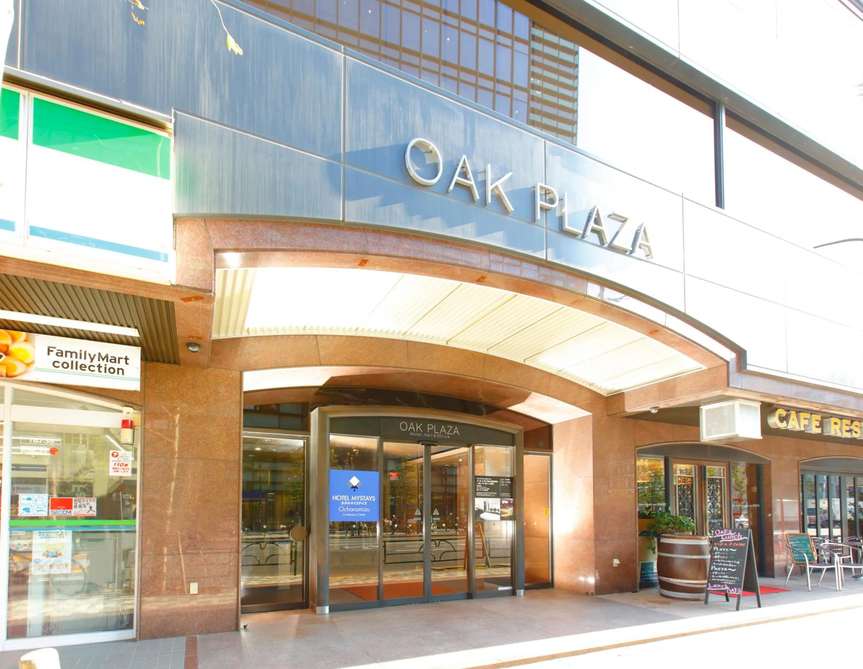 Property building in HOTEL MYSTAYS Ochanomizu Conference Center