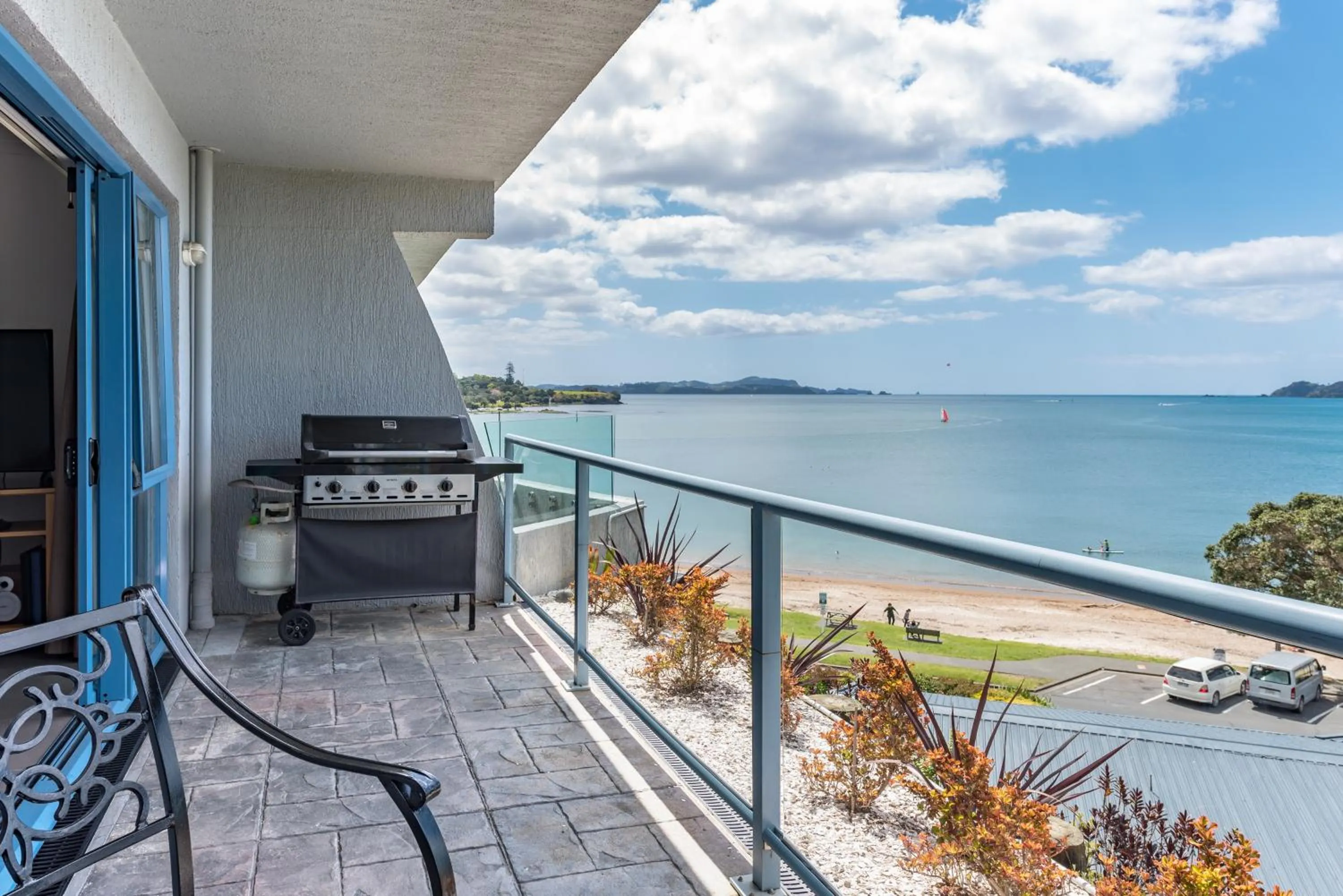 Balcony/Terrace in Blue Pacific Apartments