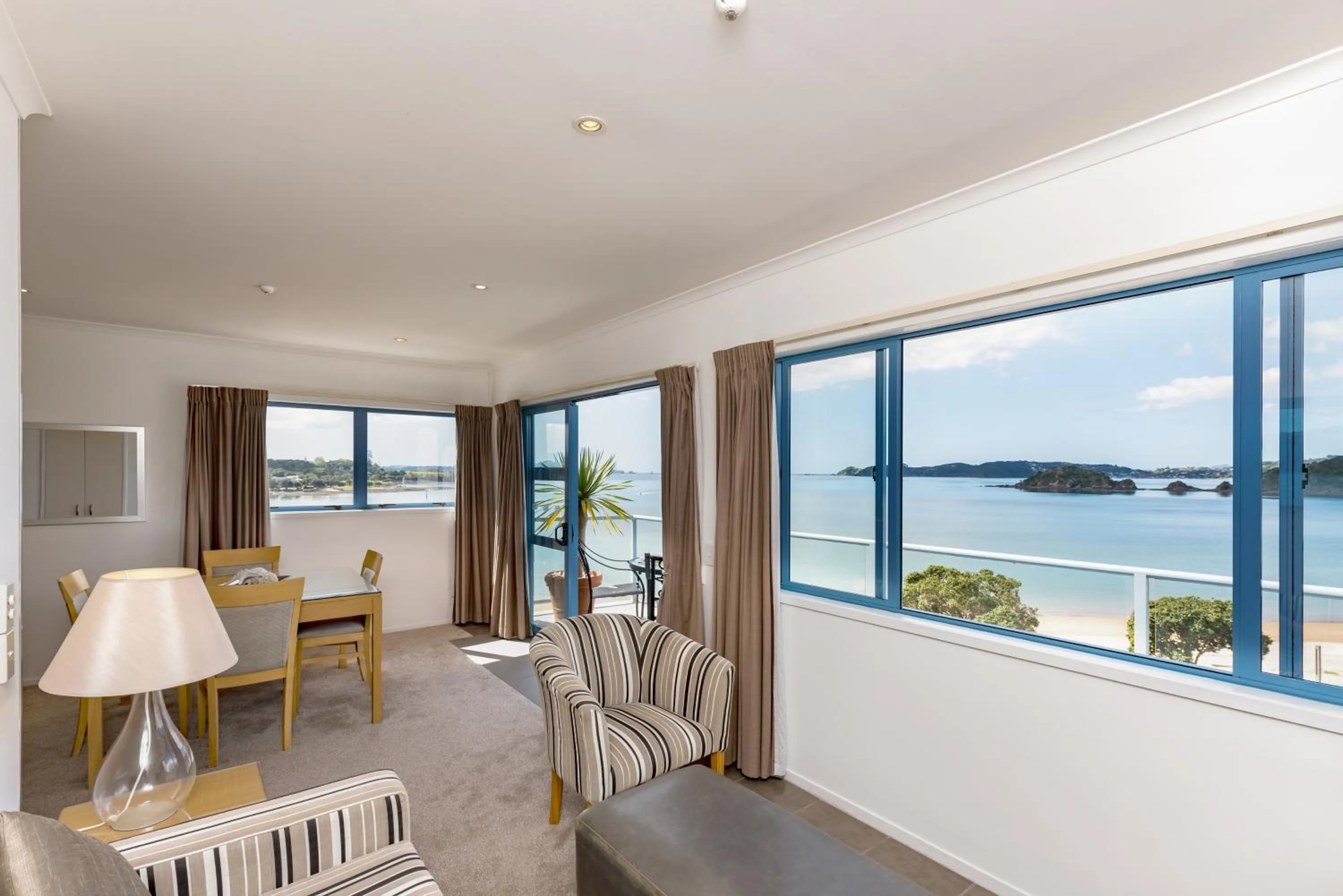 Sea view in Blue Pacific Apartments