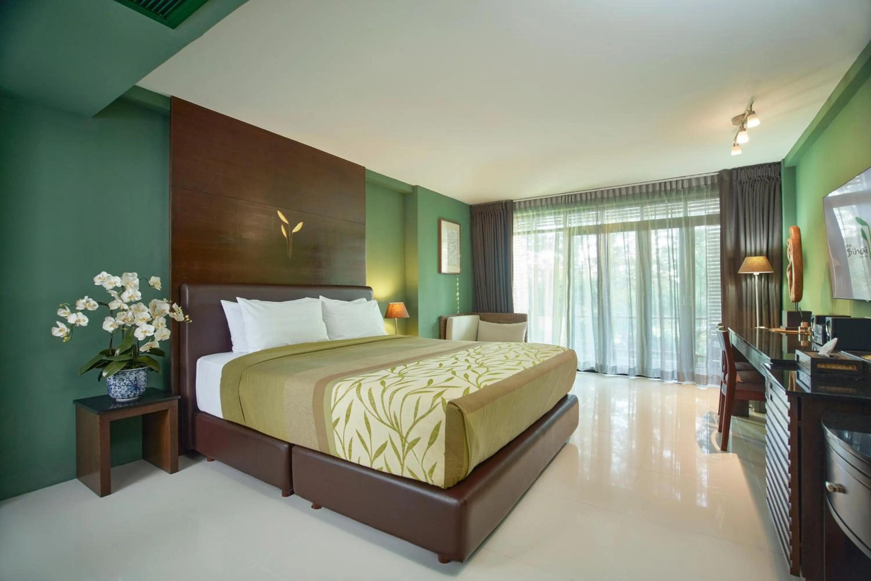 Photo of the whole room, Bed in The Bihai Hua Hin