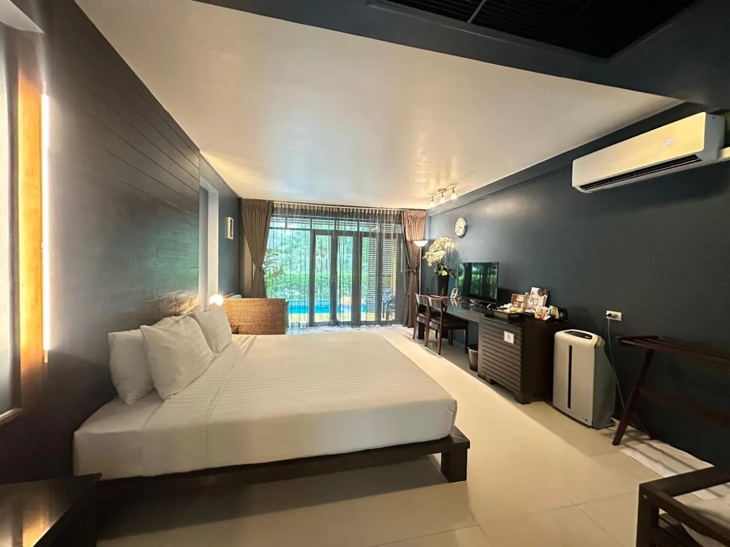 Bed in The Bihai Hua Hin