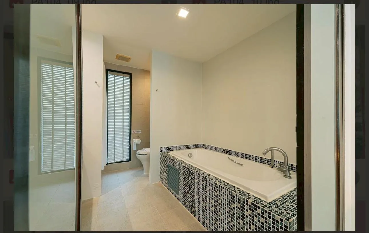 Bath in The Bihai Hua Hin