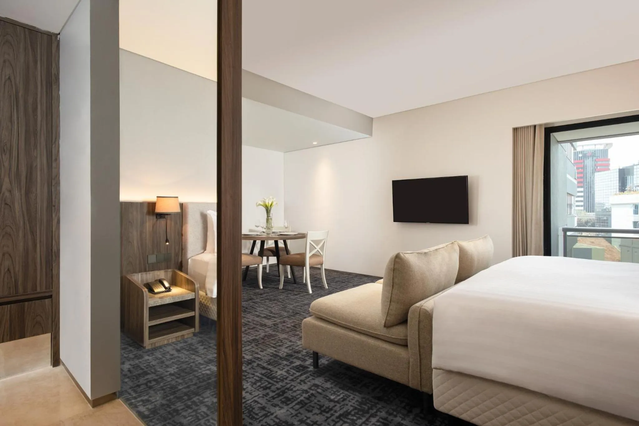 Bedroom, Bed in Oakwood Suites Kuningan Jakarta