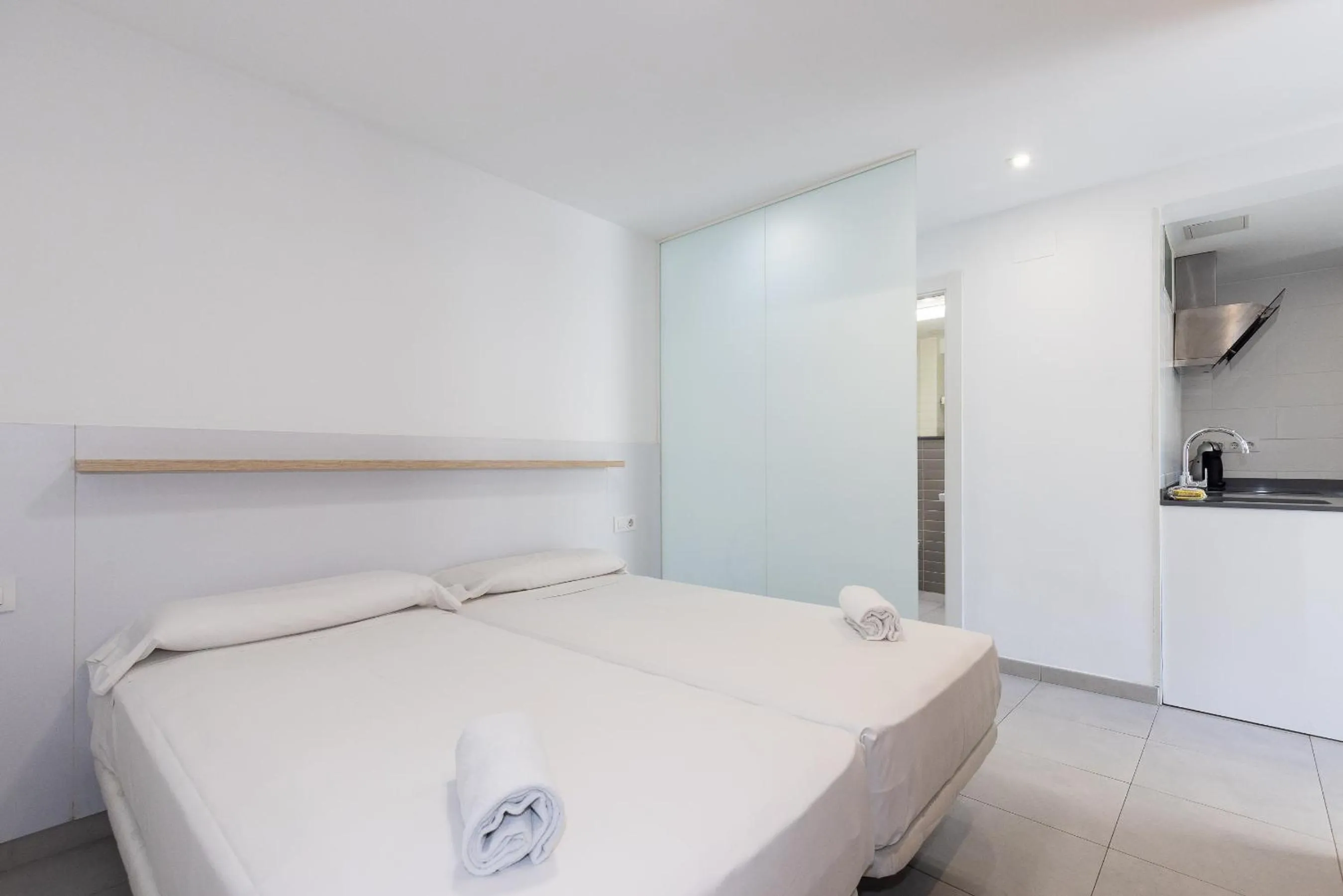 Bed in Rentalmar Aries Plus