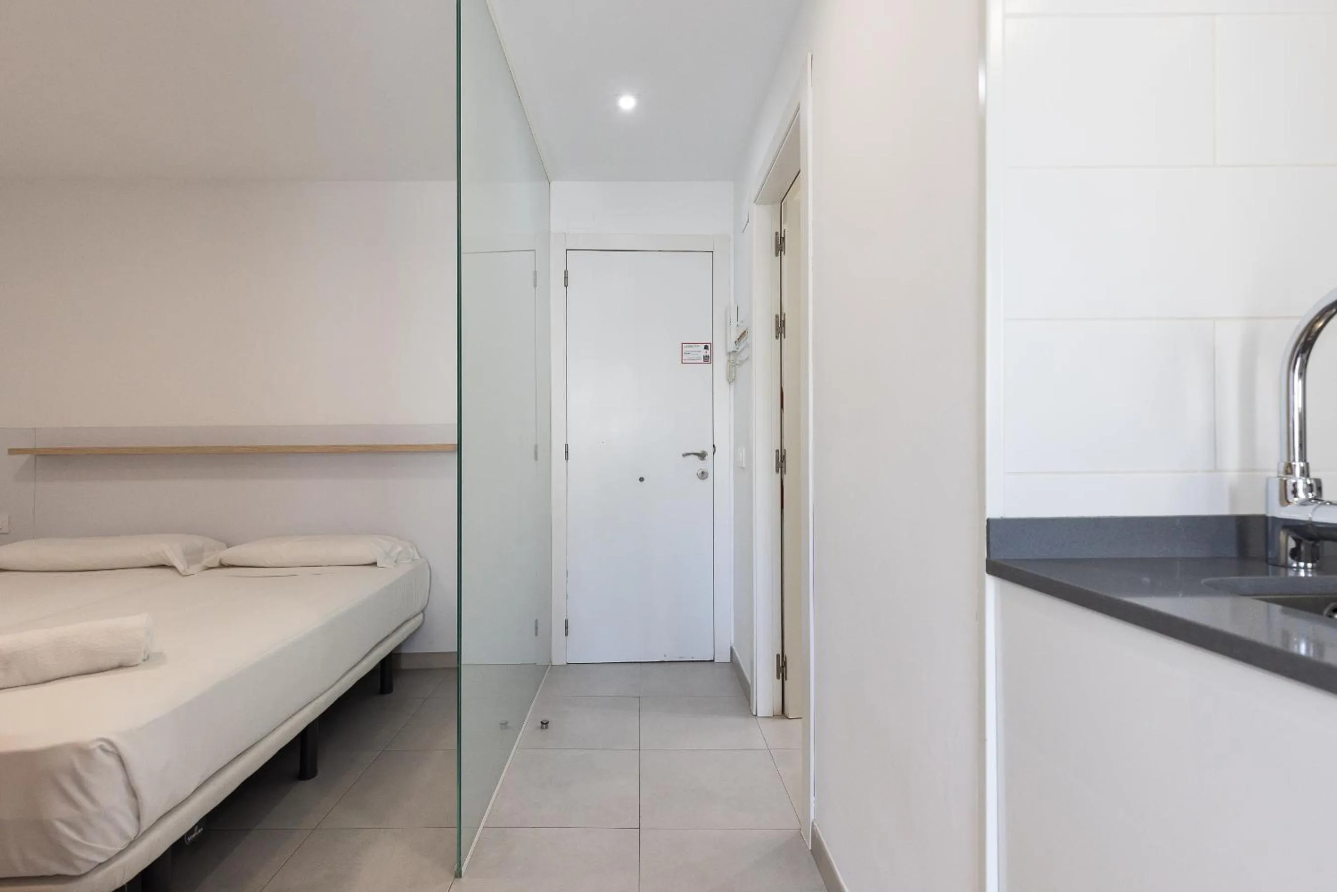 Bed in Rentalmar Aries Plus