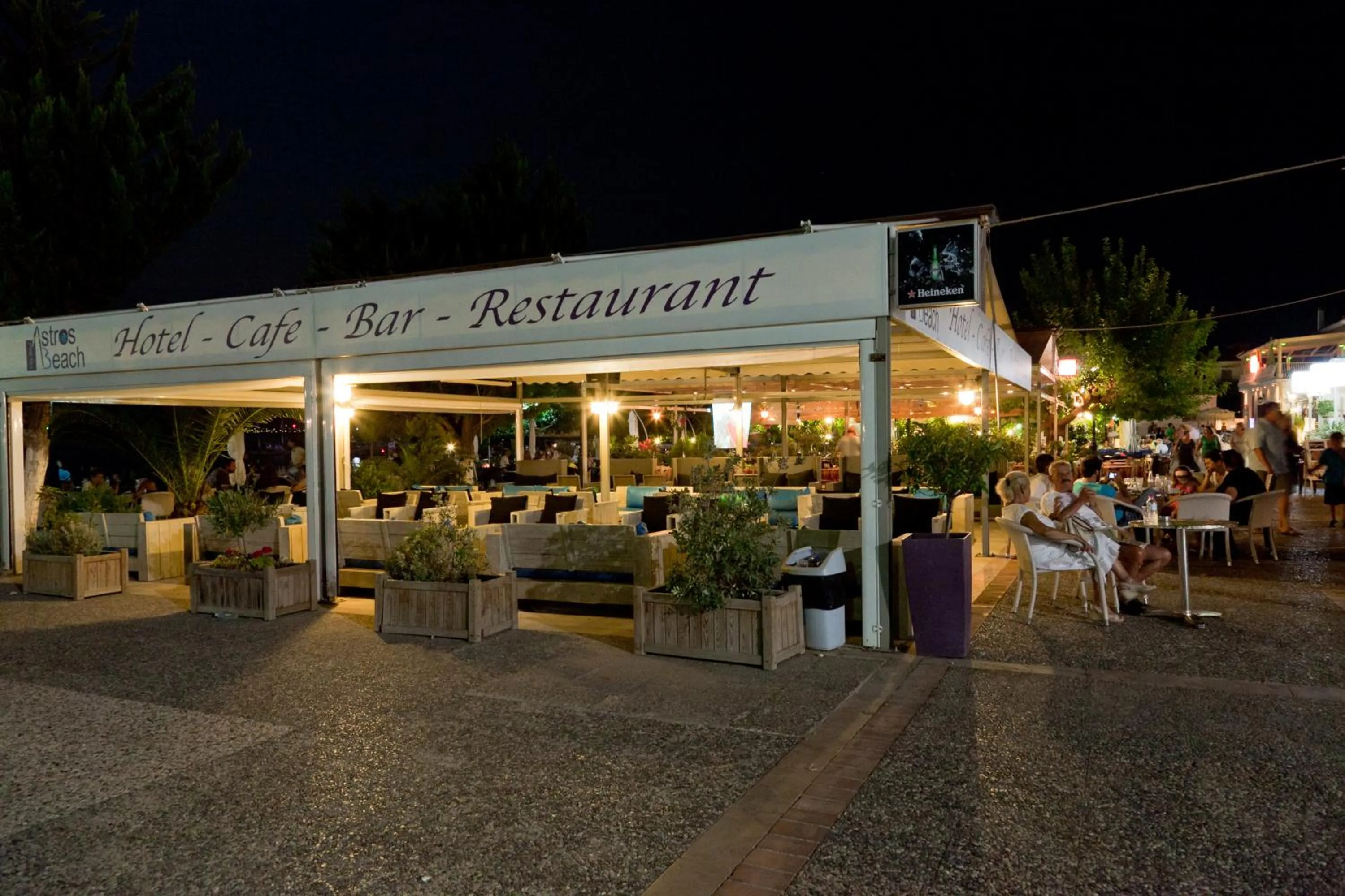 Restaurant/places to eat in Astros Beach Boutique Hotel