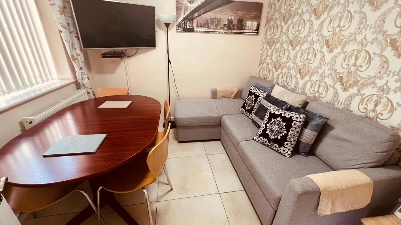 Dining area in RICHFLO Facility Rentals
