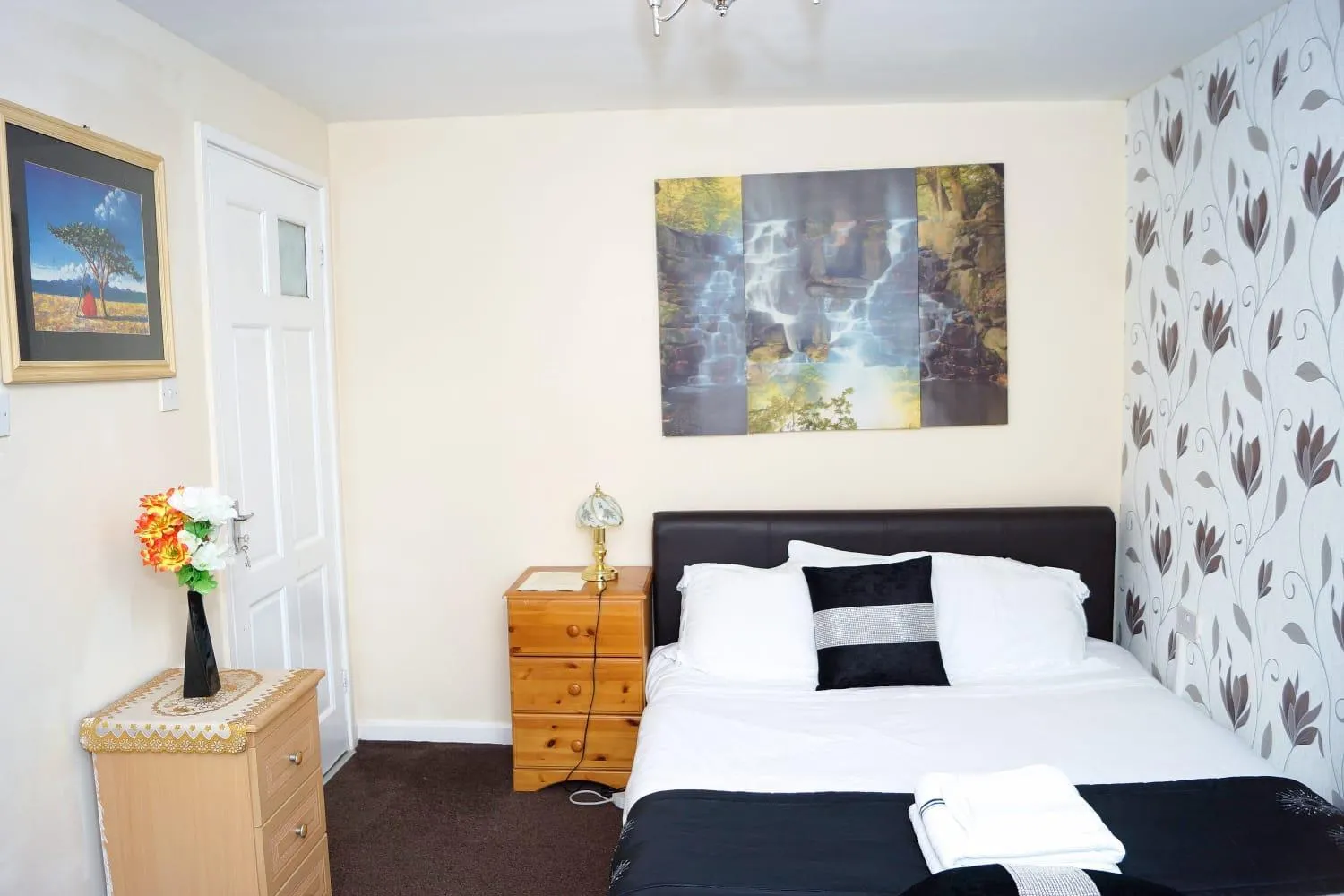 Bed in RICHFLO Facility Rentals
