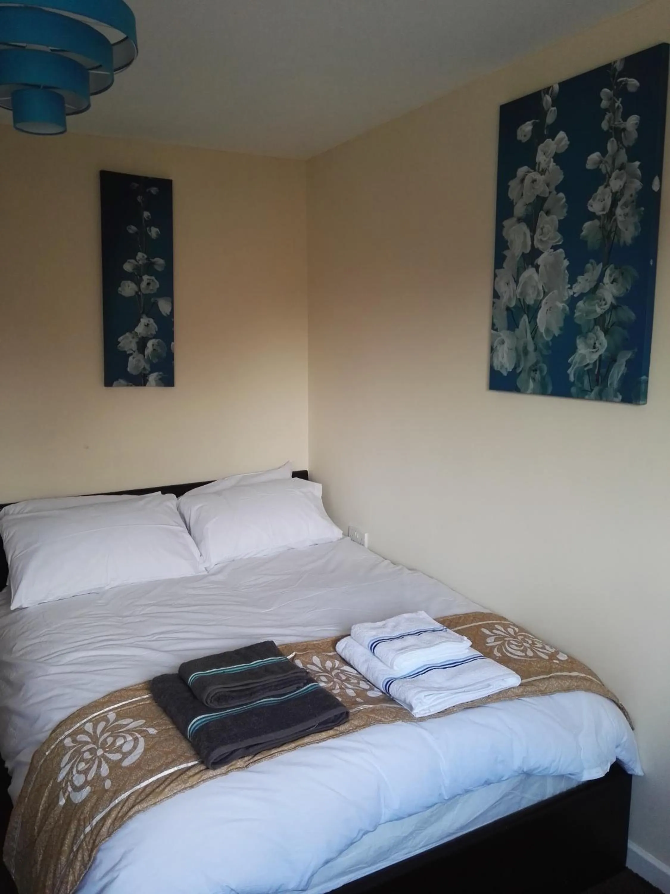 Bed in RICHFLO Facility Rentals