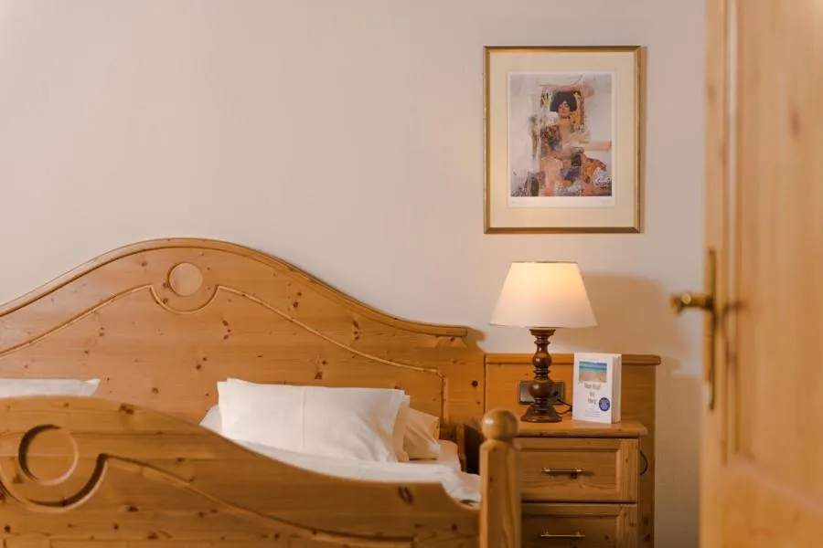 Bed in Landhotel Lindenhof