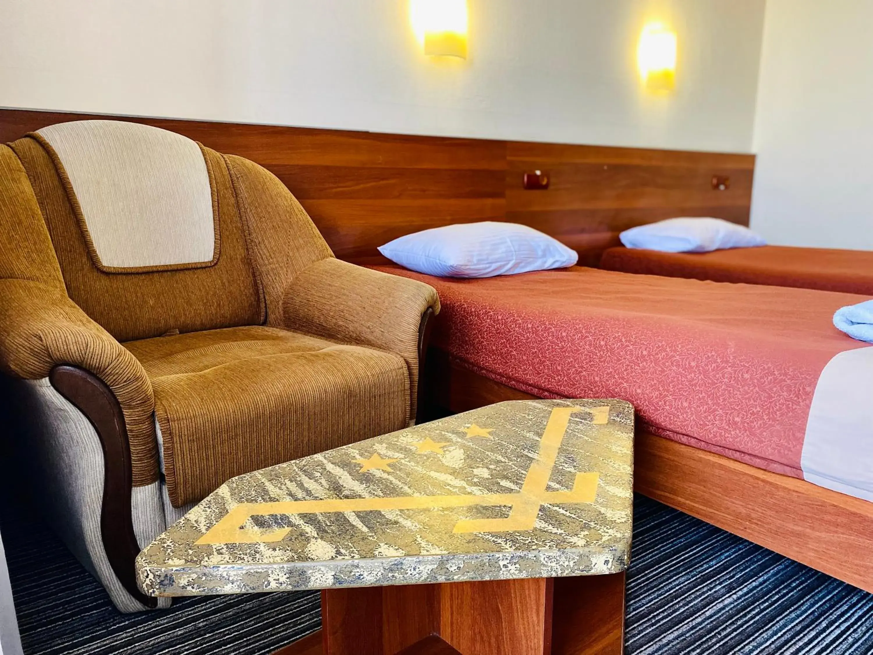 Intourist-Zakarpattia Hotel Intourist-Zakarpattia Hotel