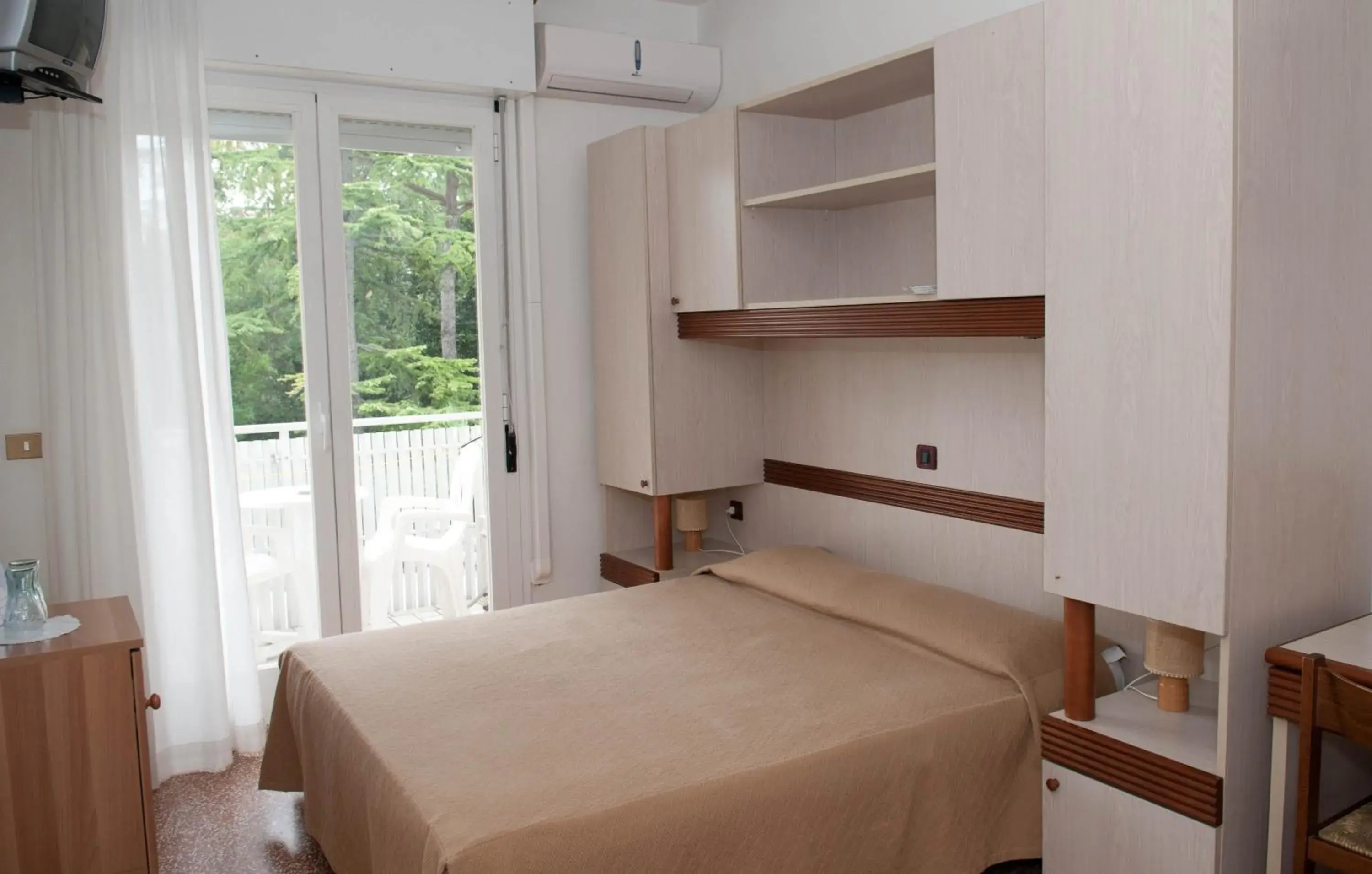 Double or Twin Room in Pensione Imperia Double or Twin Room in Pensione Imperia