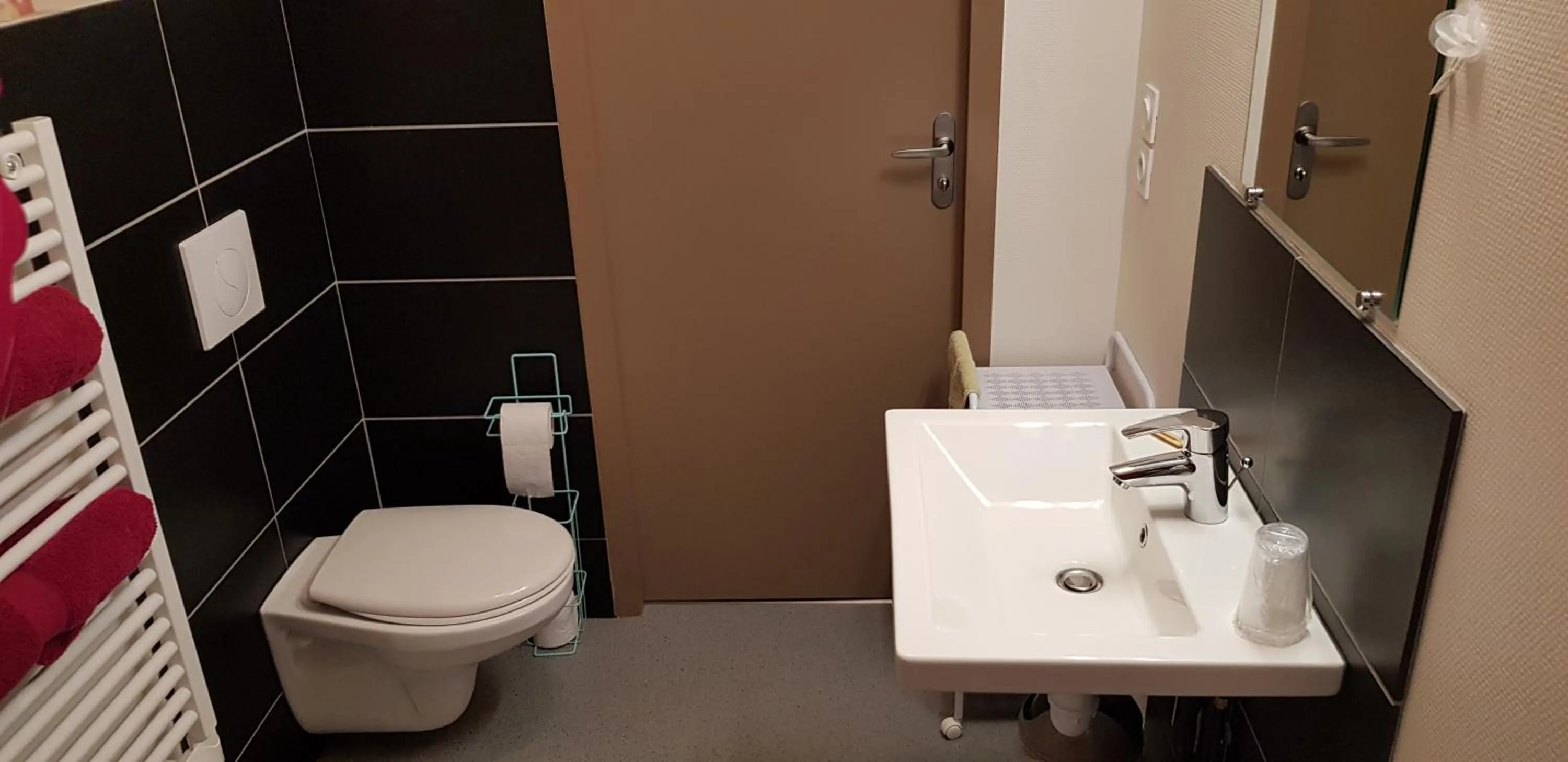 Bathroom in Au Bosquet Fleuri