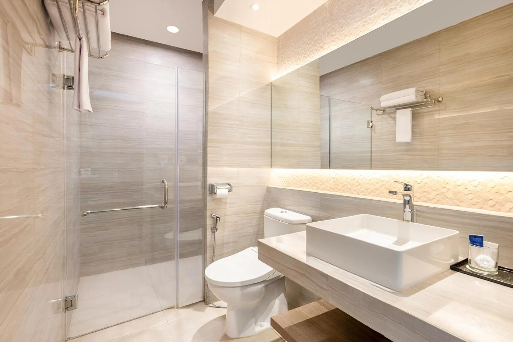 Aston Tropicana Hotel Bandung