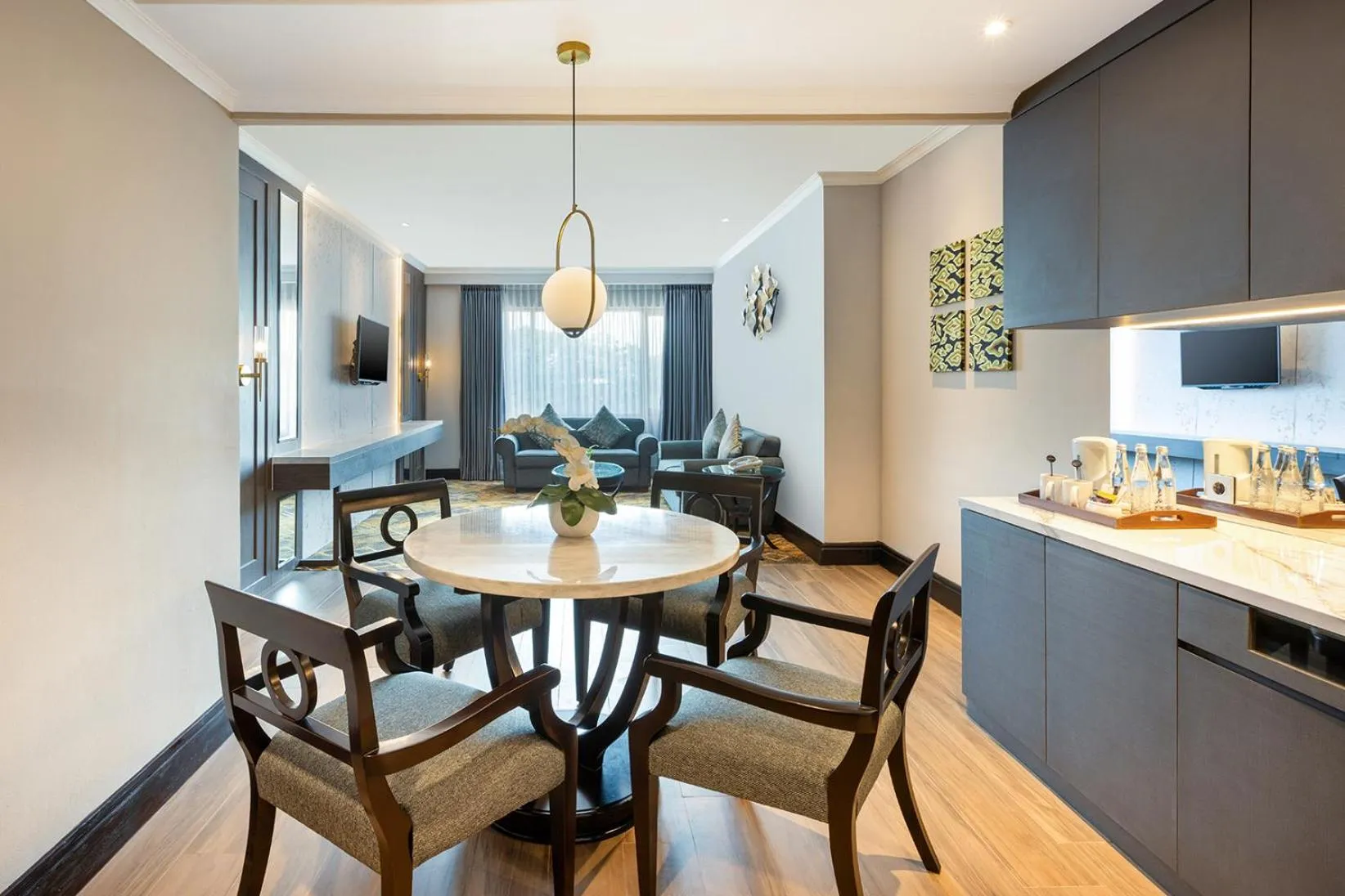 Aston Tropicana Hotel Bandung