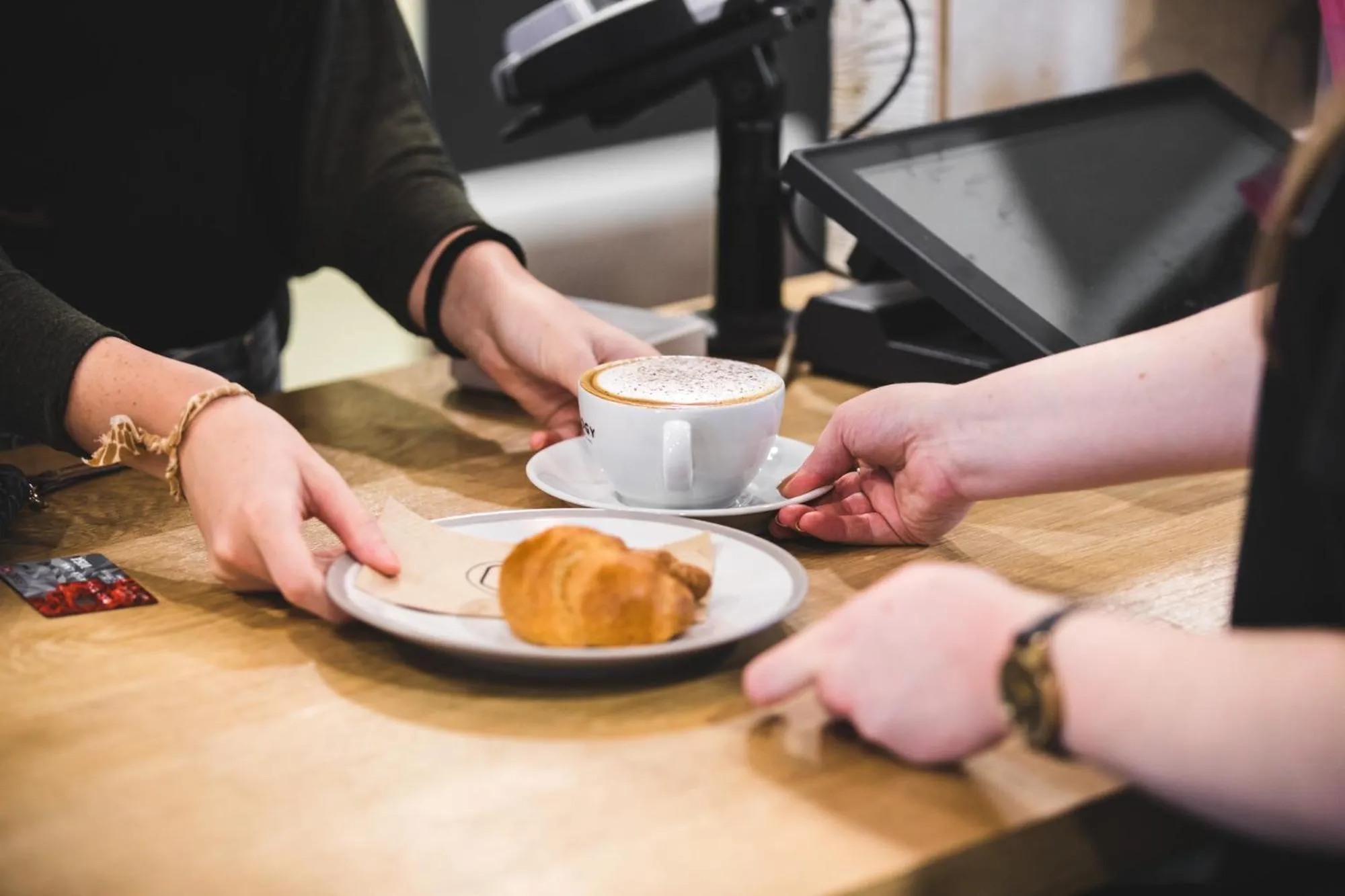 Food and drinks in Jonas Hotel