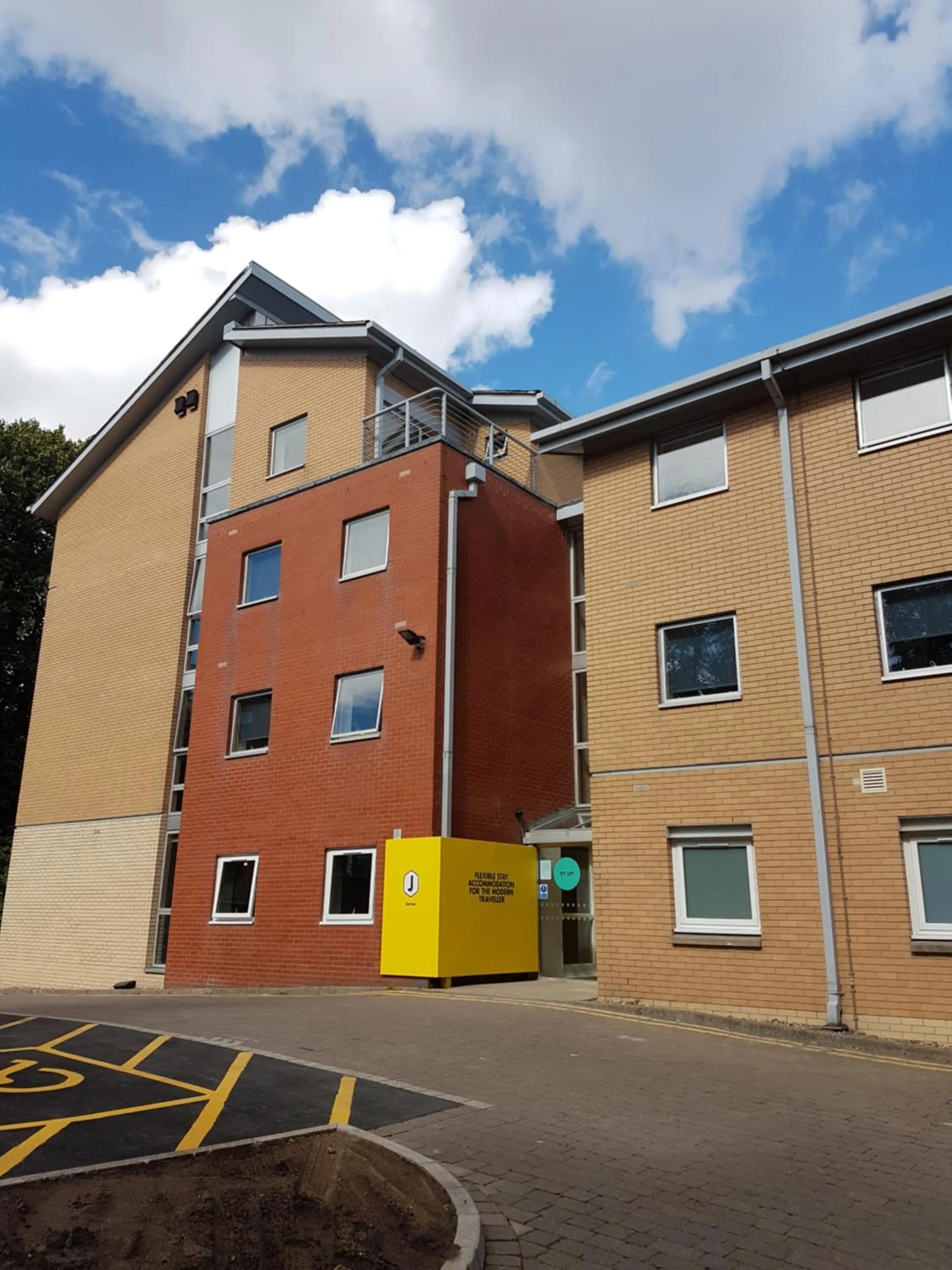 Property building in Jonas Hotel