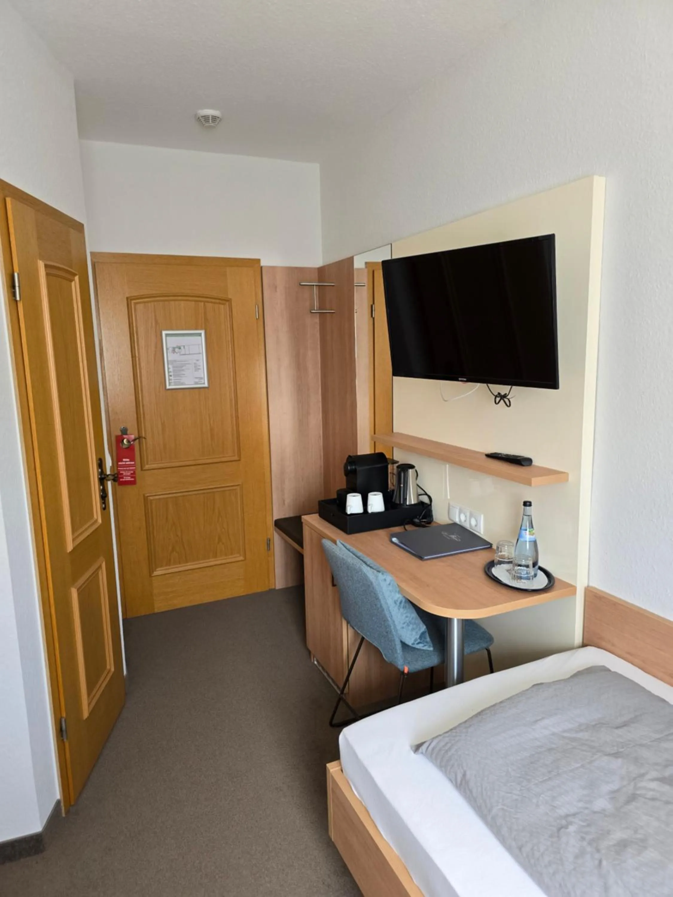 Photo of the whole room, Bed in Hotel Landgasthof Blume