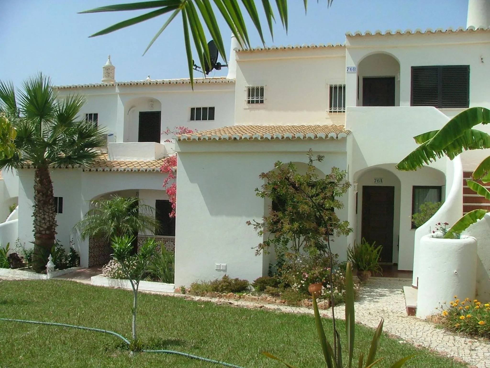 Property building in Turiquintas